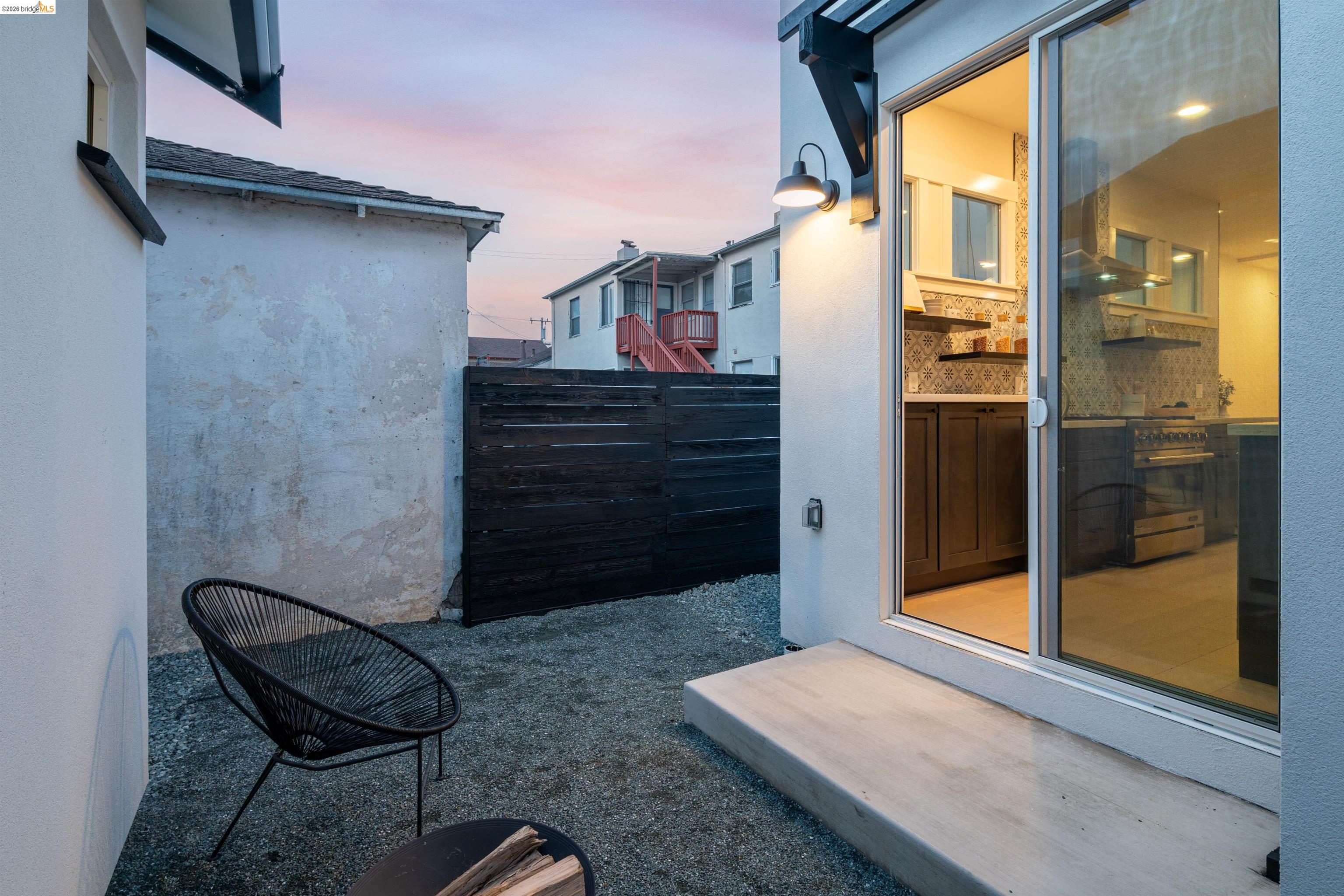 Detail Gallery Image 29 of 46 For 846 Adams St, Albany,  CA 94706 - 3 Beds | 2 Baths