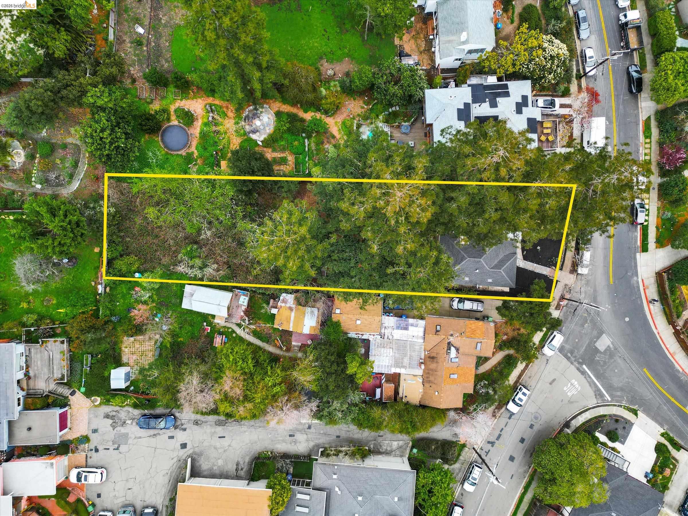 Detail Gallery Image 20 of 27 For 7603 Terrace Dr, El Cerrito,  CA 94530 - 1 Beds | 1 Baths