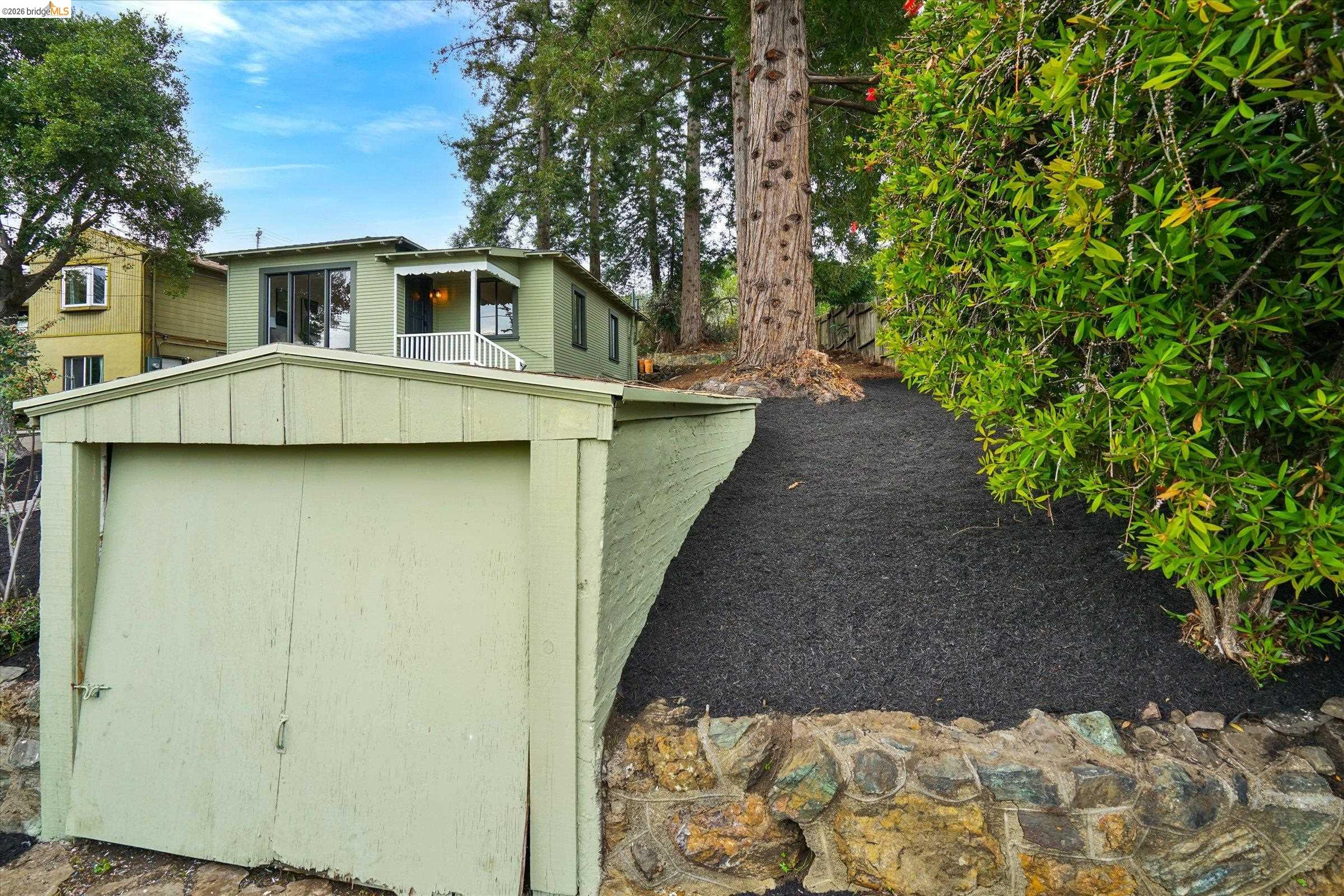 Detail Gallery Image 26 of 33 For 7603 Terrace Dr, El Cerrito,  CA 94530 - 1 Beds | 1 Baths