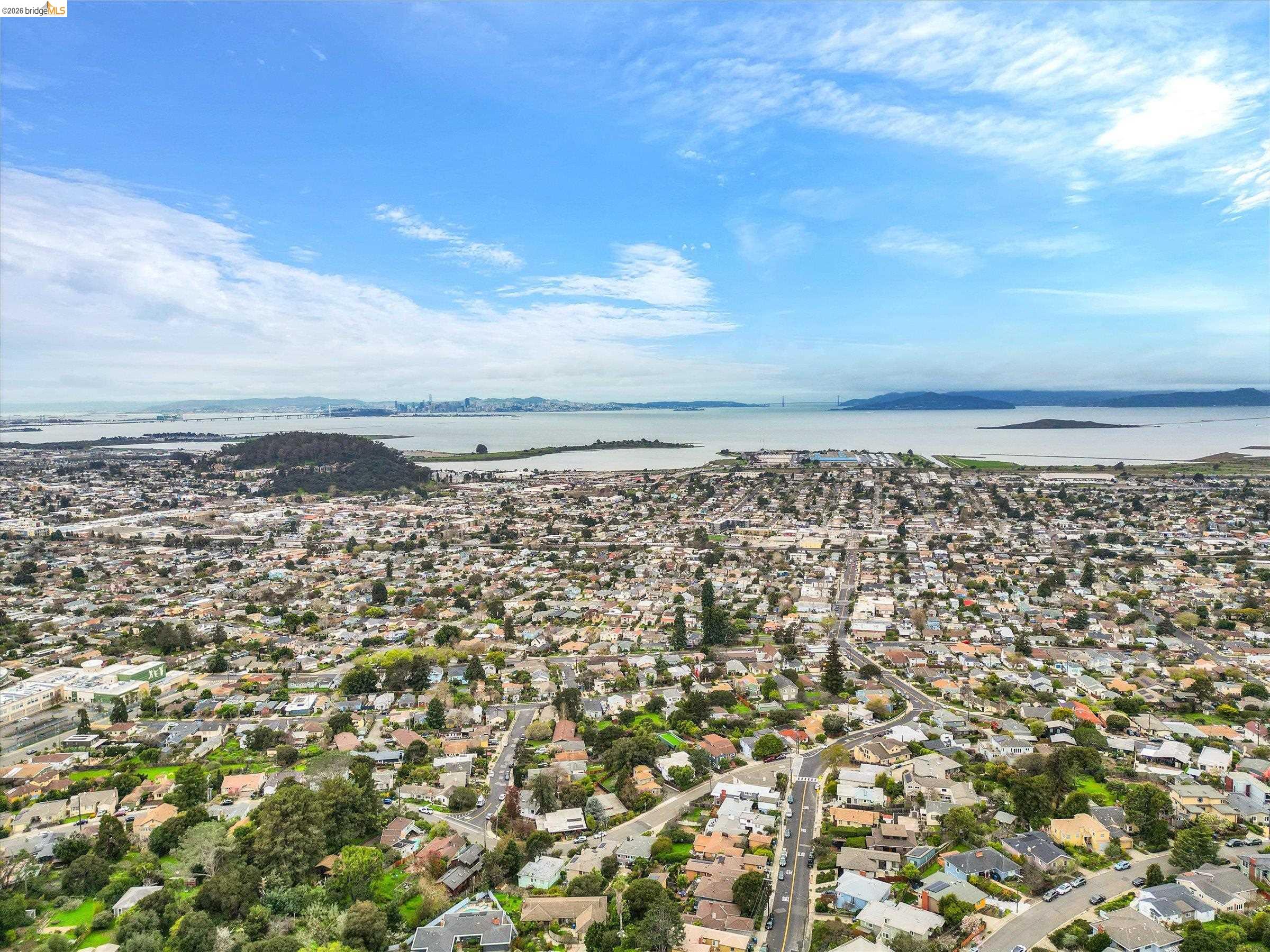 Detail Gallery Image 31 of 33 For 7603 Terrace Dr, El Cerrito,  CA 94530 - 1 Beds | 1 Baths