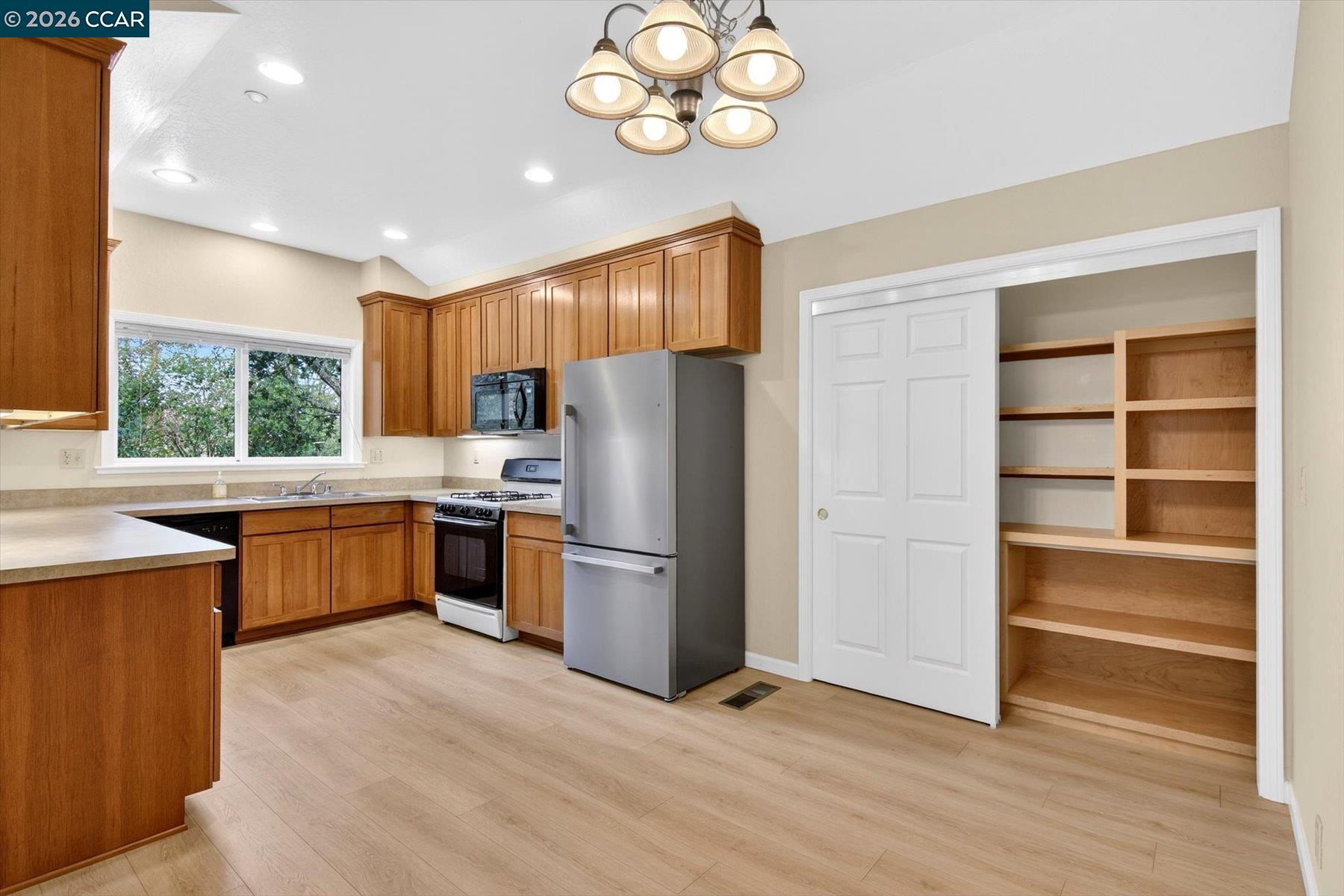 Detail Gallery Image 11 of 23 For 261 Castle Hill Ranch Rd a,  Walnut Creek,  CA 94595 - 2 Beds | 1 Baths