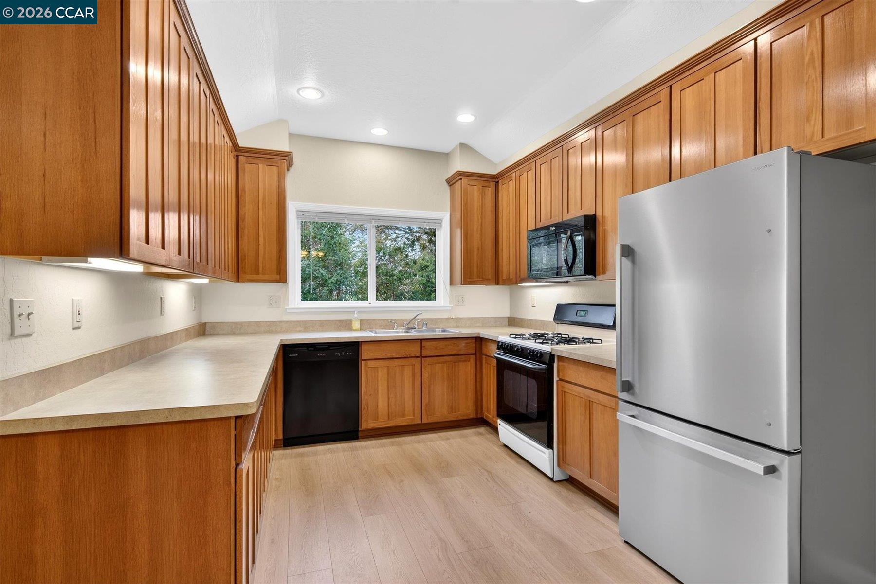 Detail Gallery Image 12 of 23 For 261 Castle Hill Ranch Rd a,  Walnut Creek,  CA 94595 - 2 Beds | 1 Baths