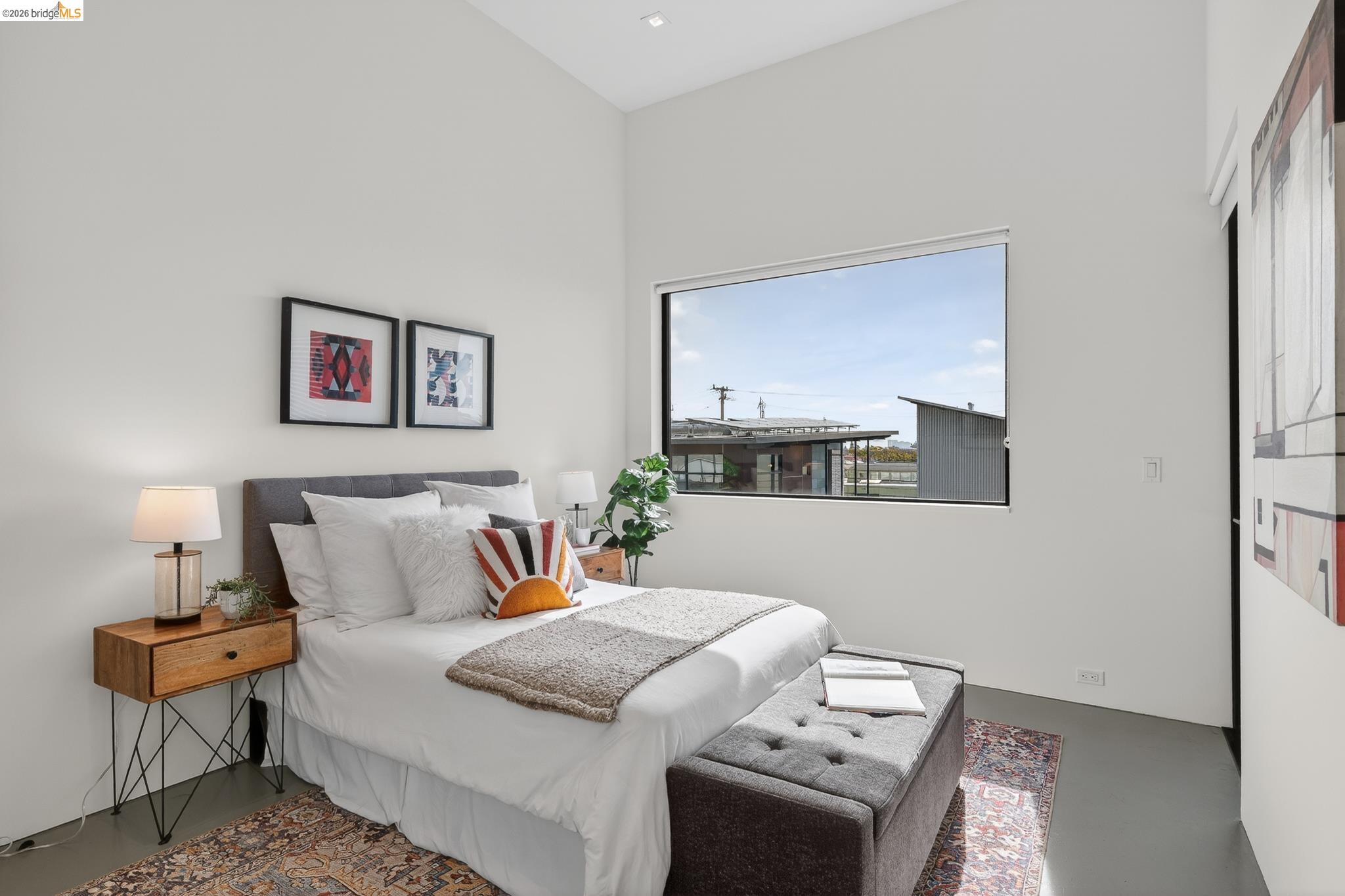 Detail Gallery Image 14 of 41 For 811 Folger Ave, Berkeley,  CA 94710 - 3 Beds | 2/1 Baths