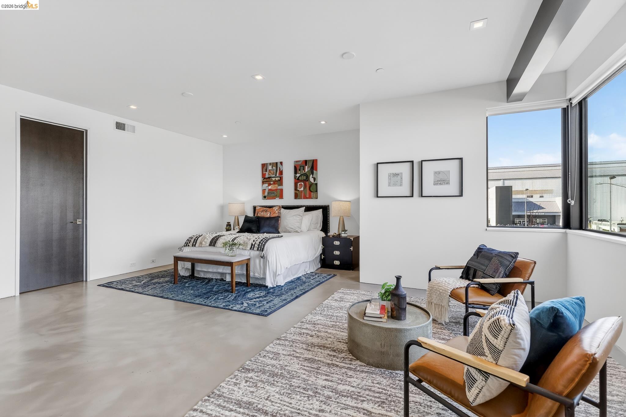 Detail Gallery Image 25 of 41 For 811 Folger Ave, Berkeley,  CA 94710 - 3 Beds | 2/1 Baths