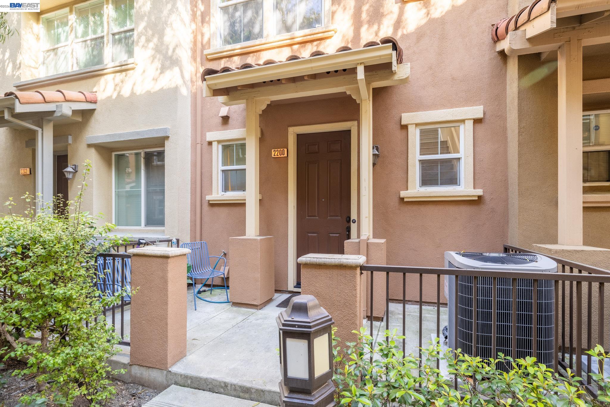 Front Image Thumbnail for BE41125134