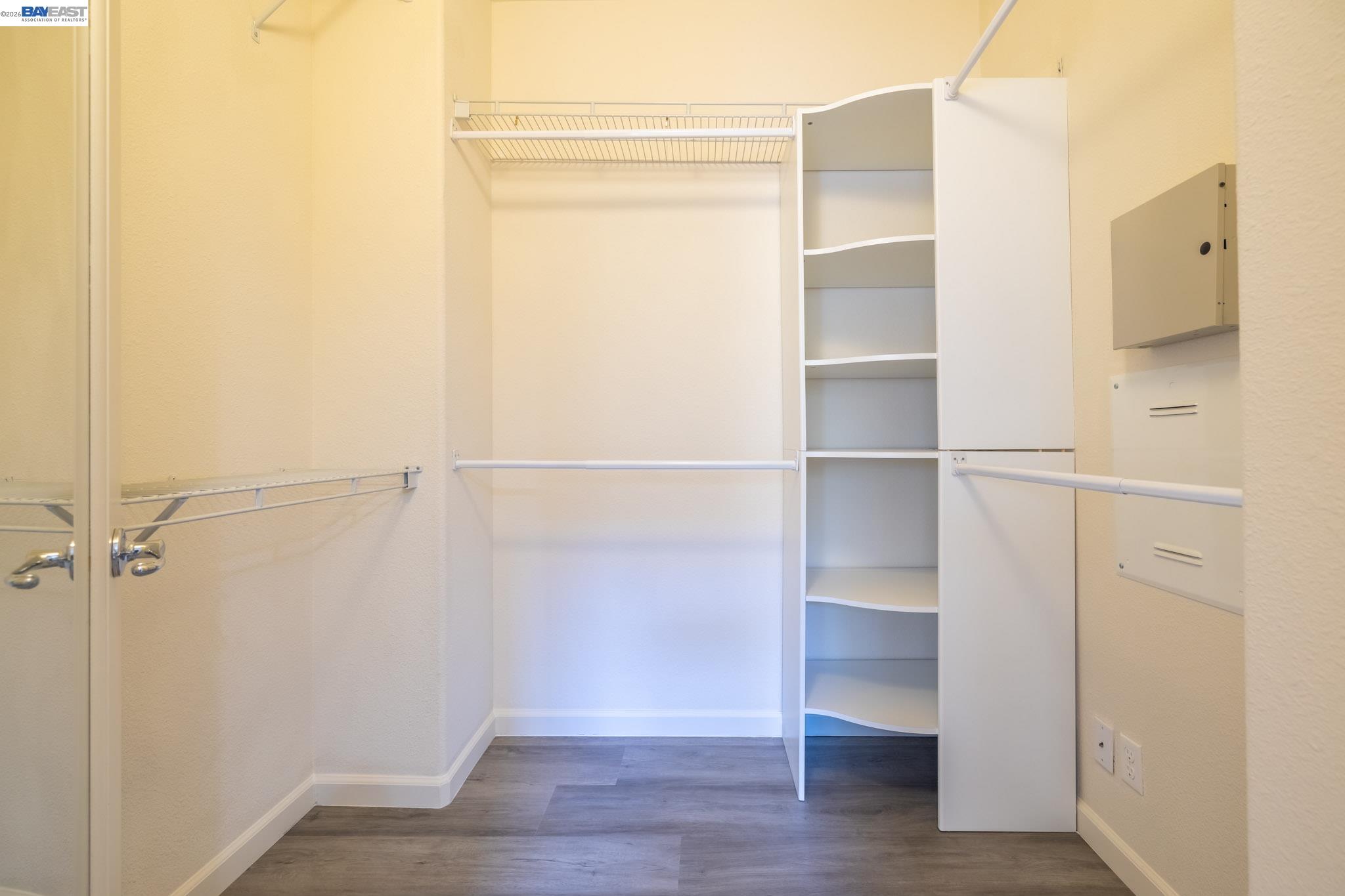 Detail Gallery Image 16 of 35 For 2200 Beech Cir, San Jose,  CA 95131 - 3 Beds | 3 Baths