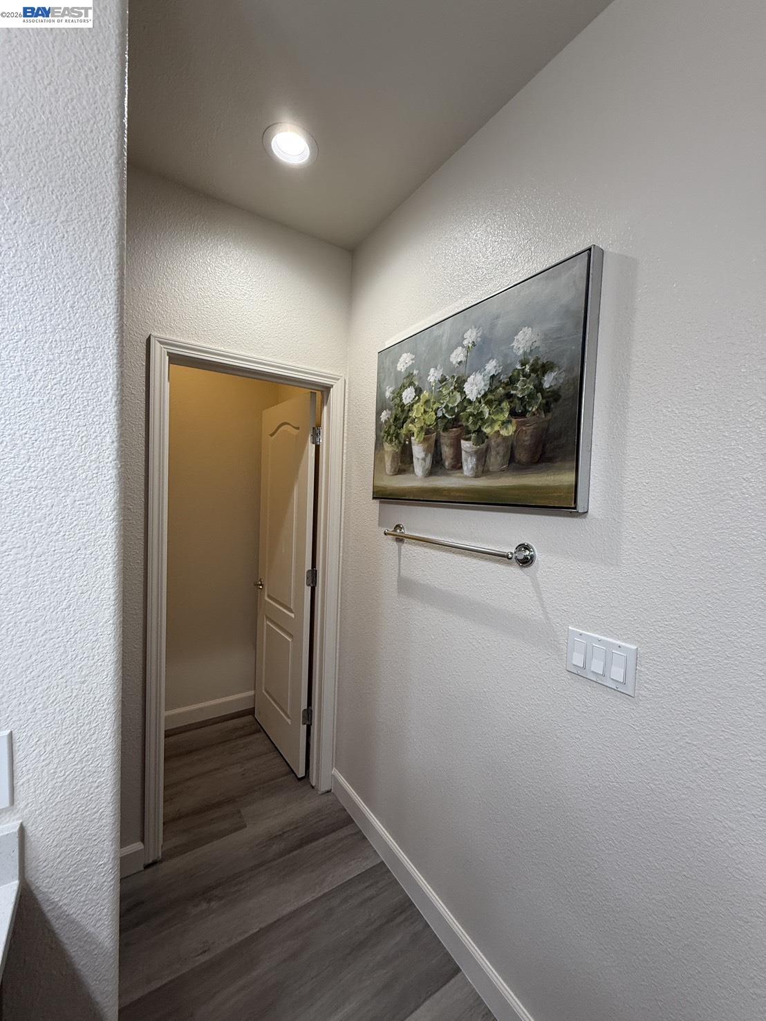 Detail Gallery Image 16 of 29 For 2200 Beech Cir, San Jose,  CA 95131 - 3 Beds | 3 Baths