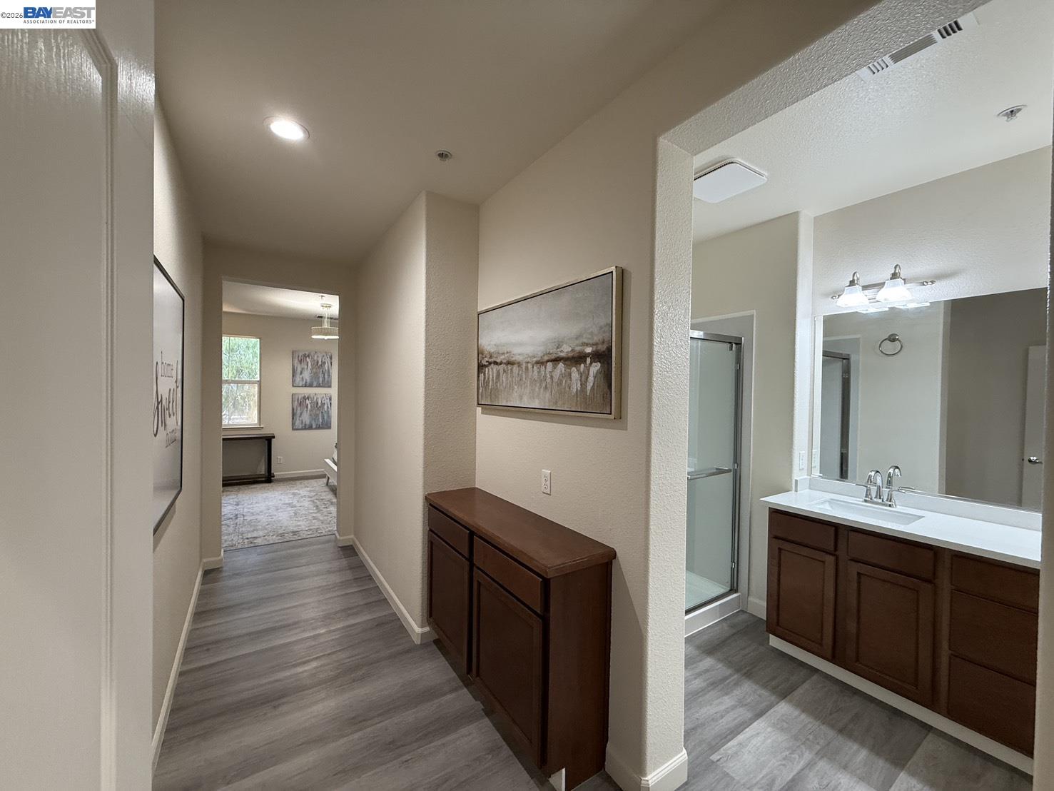 Detail Gallery Image 18 of 29 For 2200 Beech Cir, San Jose,  CA 95131 - 3 Beds | 3 Baths