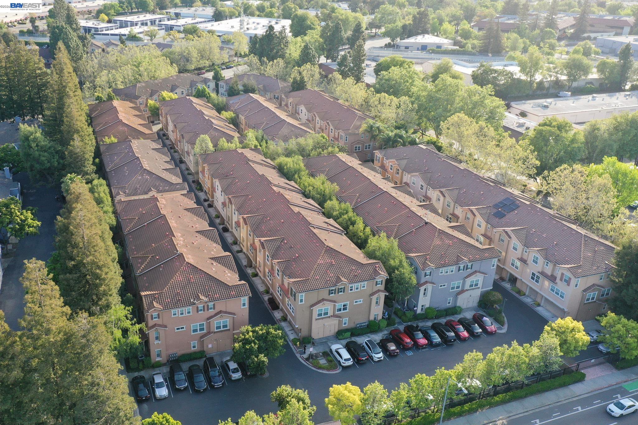 Detail Gallery Image 26 of 29 For 2200 Beech Cir, San Jose,  CA 95131 - 3 Beds | 3 Baths