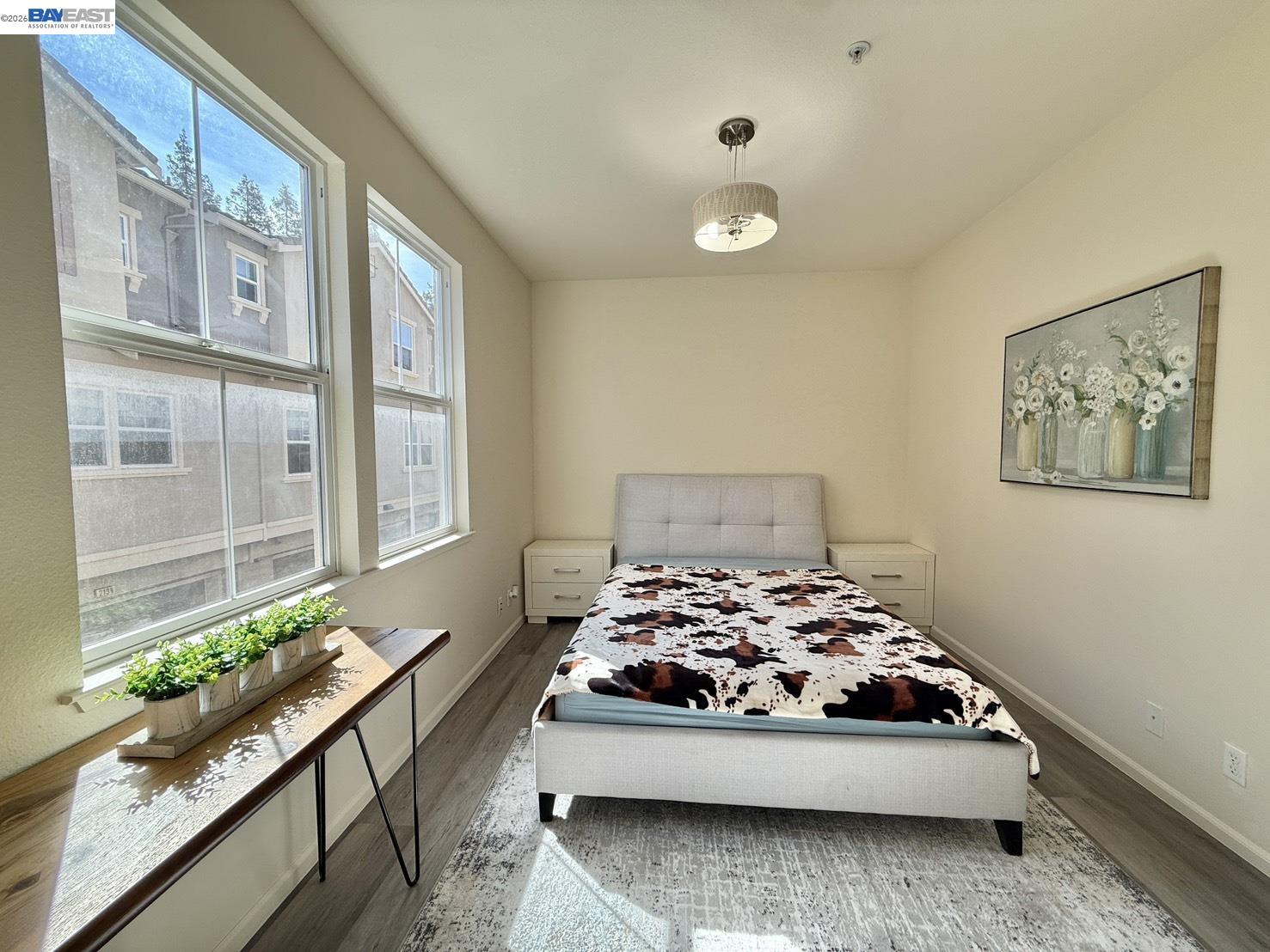 Detail Gallery Image 7 of 35 For 2200 Beech Cir, San Jose,  CA 95131 - 3 Beds | 3 Baths