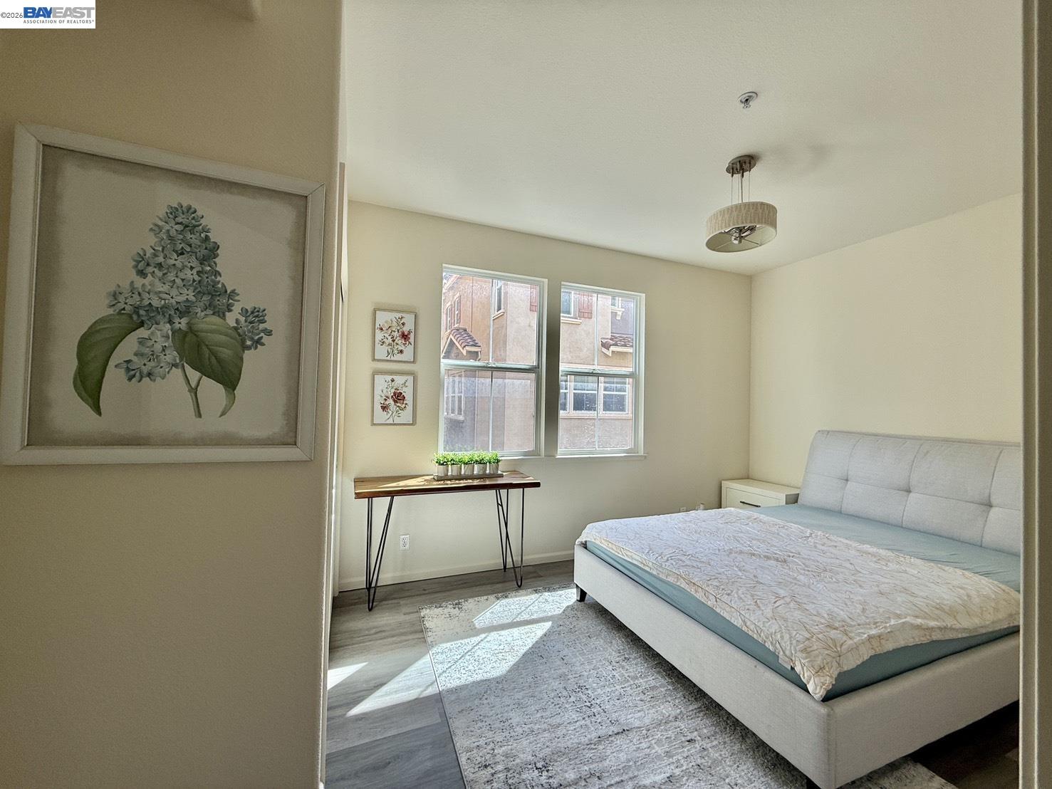 Detail Gallery Image 8 of 35 For 2200 Beech Cir, San Jose,  CA 95131 - 3 Beds | 3 Baths