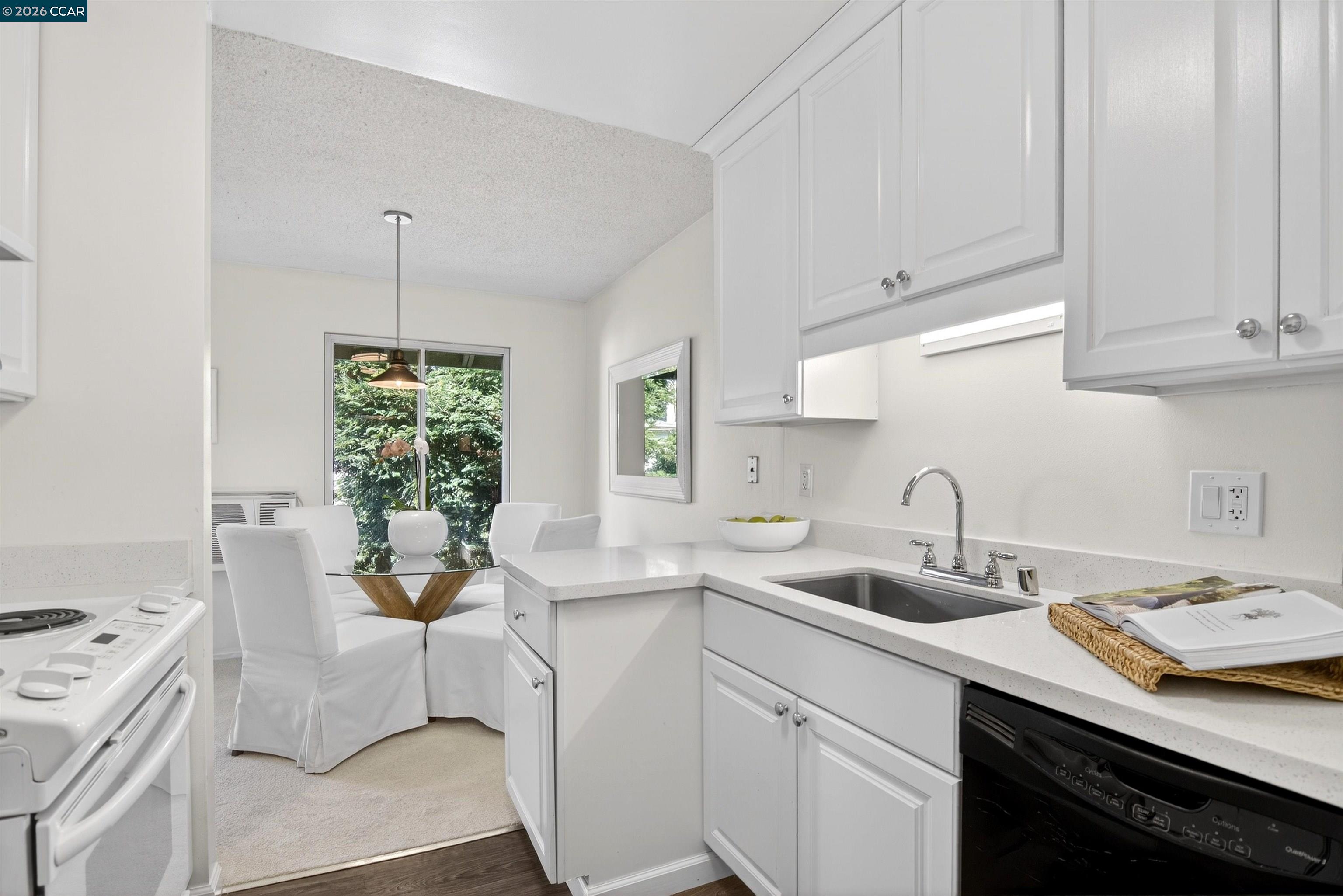 Detail Gallery Image 14 of 24 For 1241 Homestead Ave #192,  Walnut Creek,  CA 94598 - 2 Beds | 1 Baths