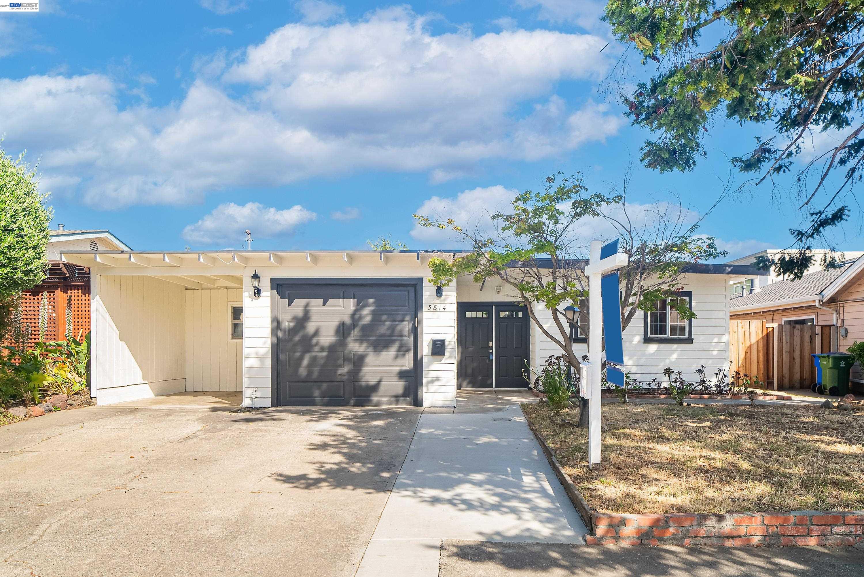 Detail Gallery Image 4 of 42 For 3814 Clough Ave, Fremont,  CA 94538 - 3 Beds | 2 Baths