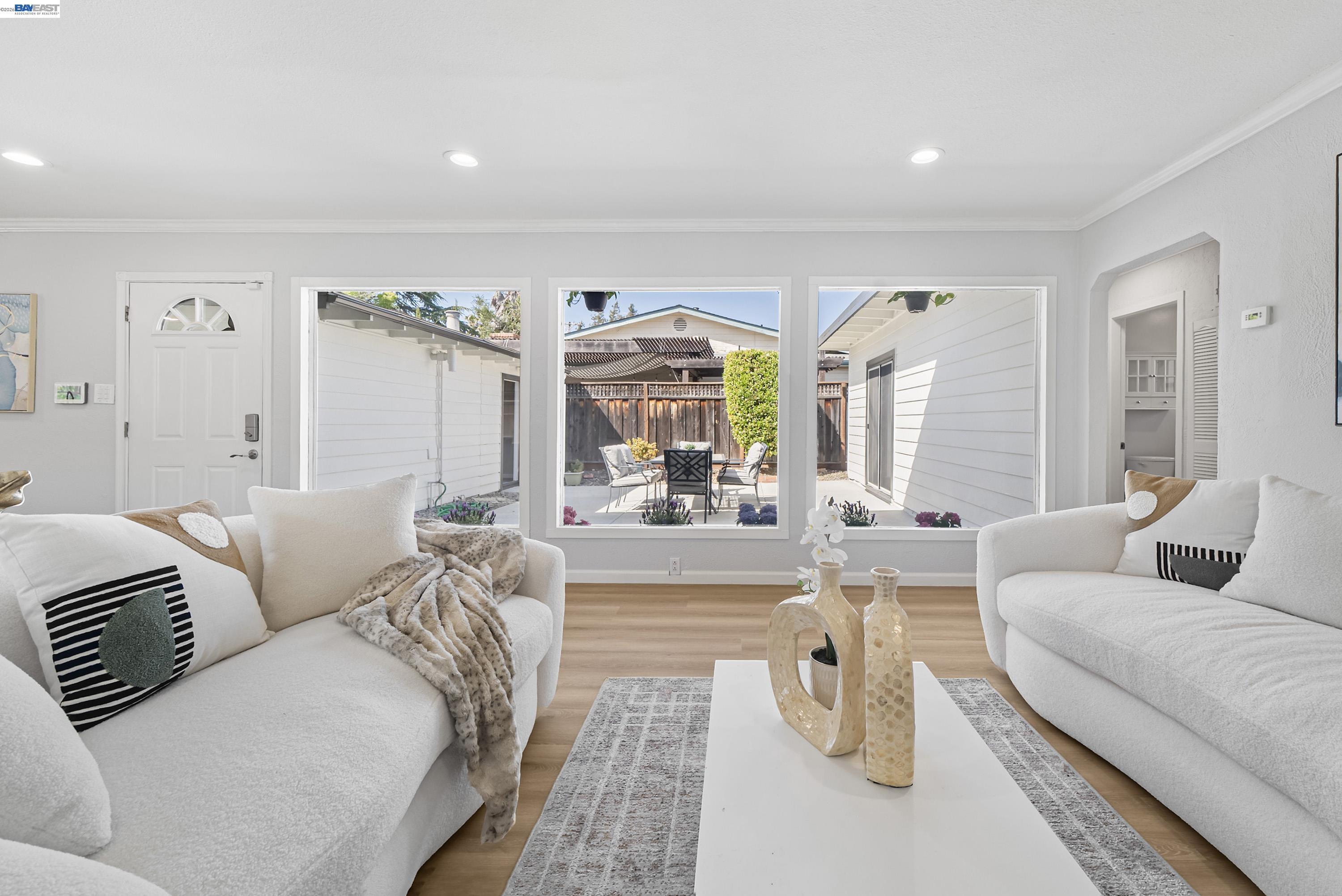 Detail Gallery Image 10 of 42 For 3814 Clough Ave, Fremont,  CA 94538 - 3 Beds | 2 Baths