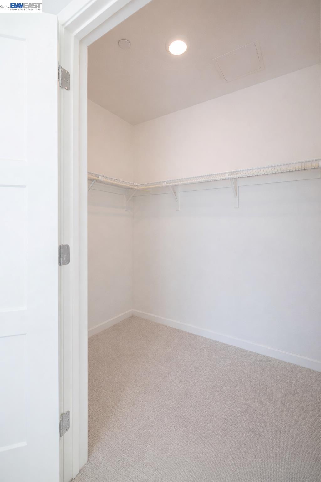 Detail Gallery Image 11 of 47 For 263 Llano De Los Robles Ave #1,  San Jose,  CA 95136 - 3 Beds | 2 Baths