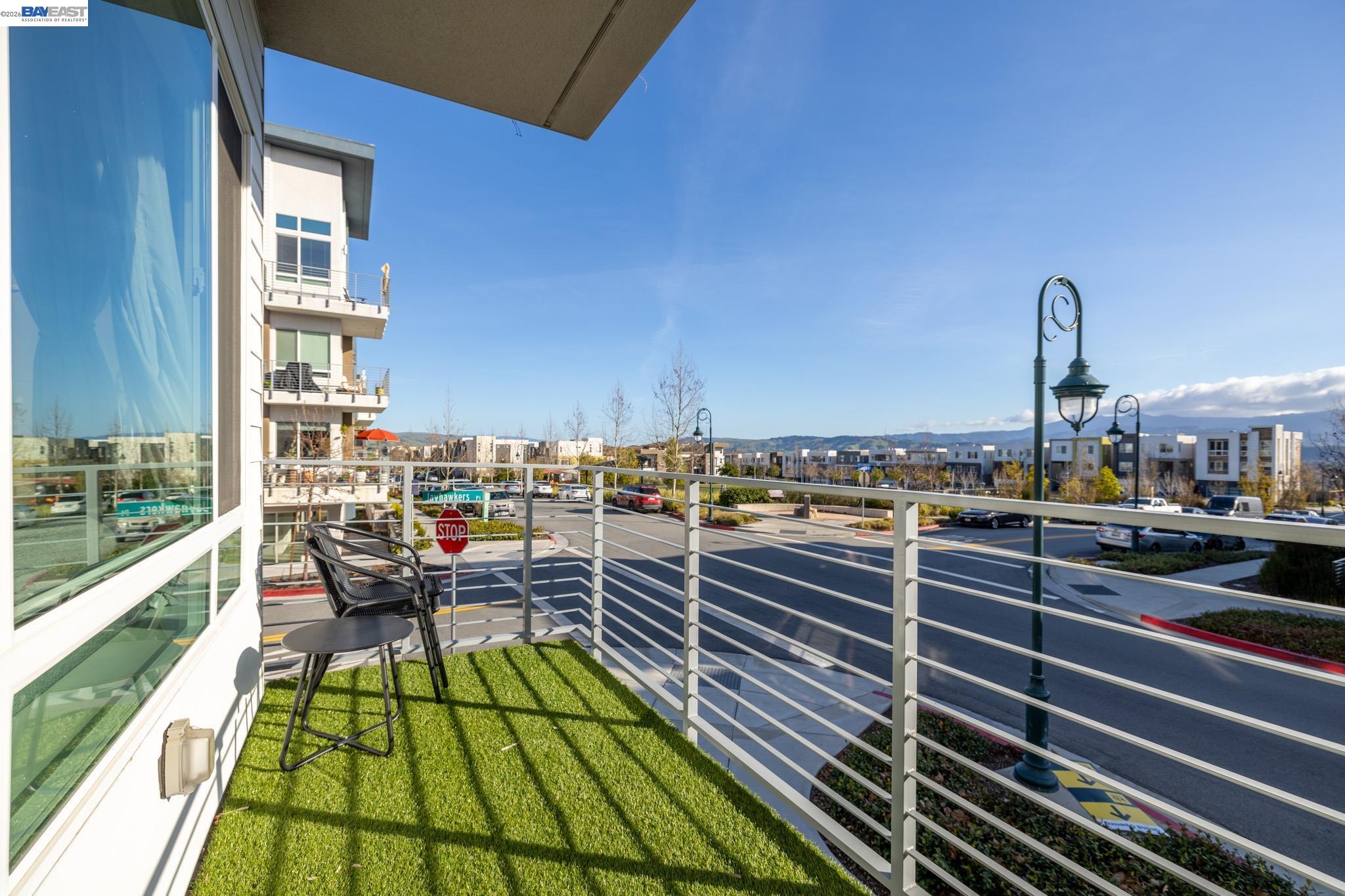 Detail Gallery Image 24 of 47 For 263 Llano De Los Robles Ave #1,  San Jose,  CA 95136 - 3 Beds | 2 Baths