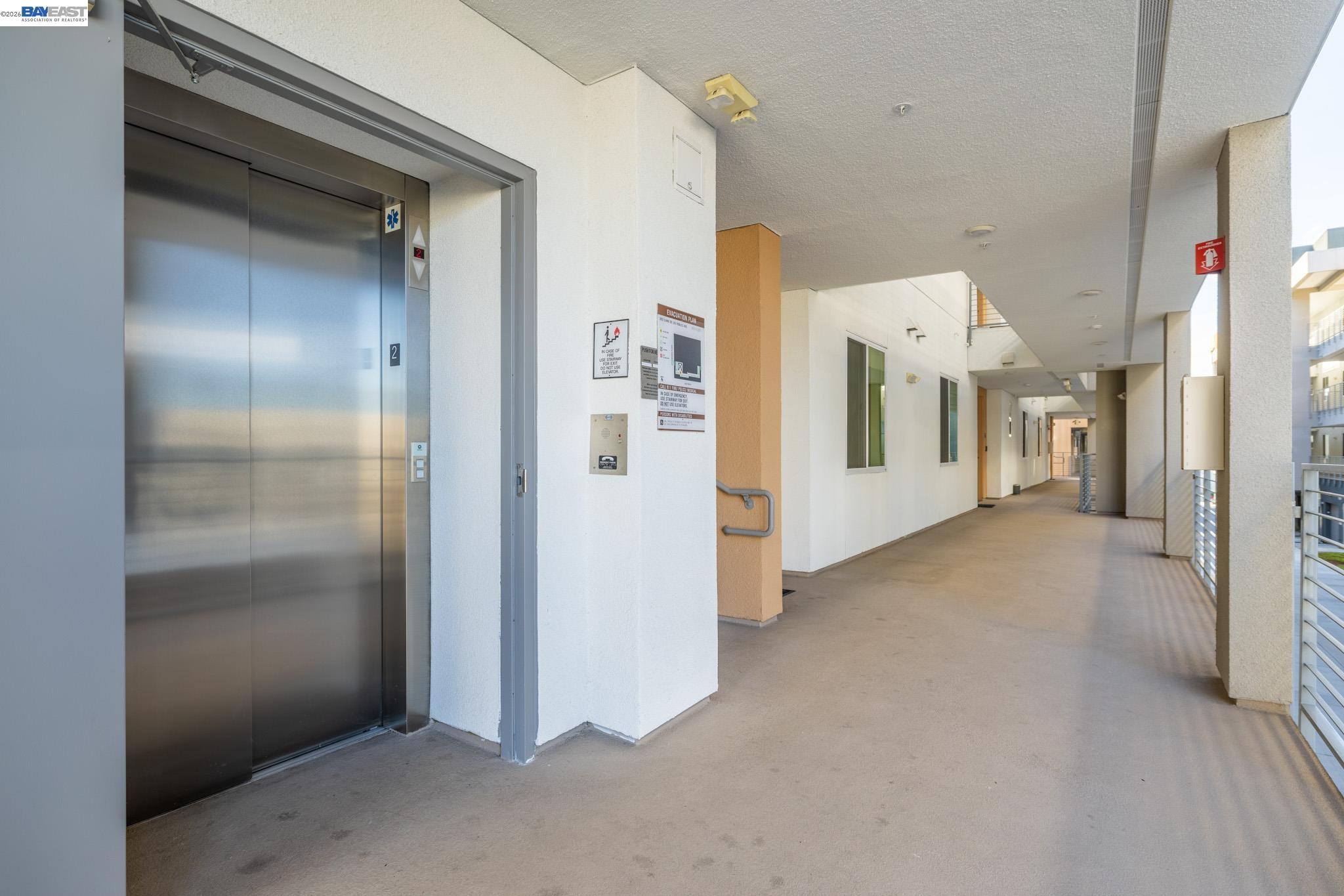 Detail Gallery Image 29 of 47 For 263 Llano De Los Robles Ave #1,  San Jose,  CA 95136 - 3 Beds | 2 Baths