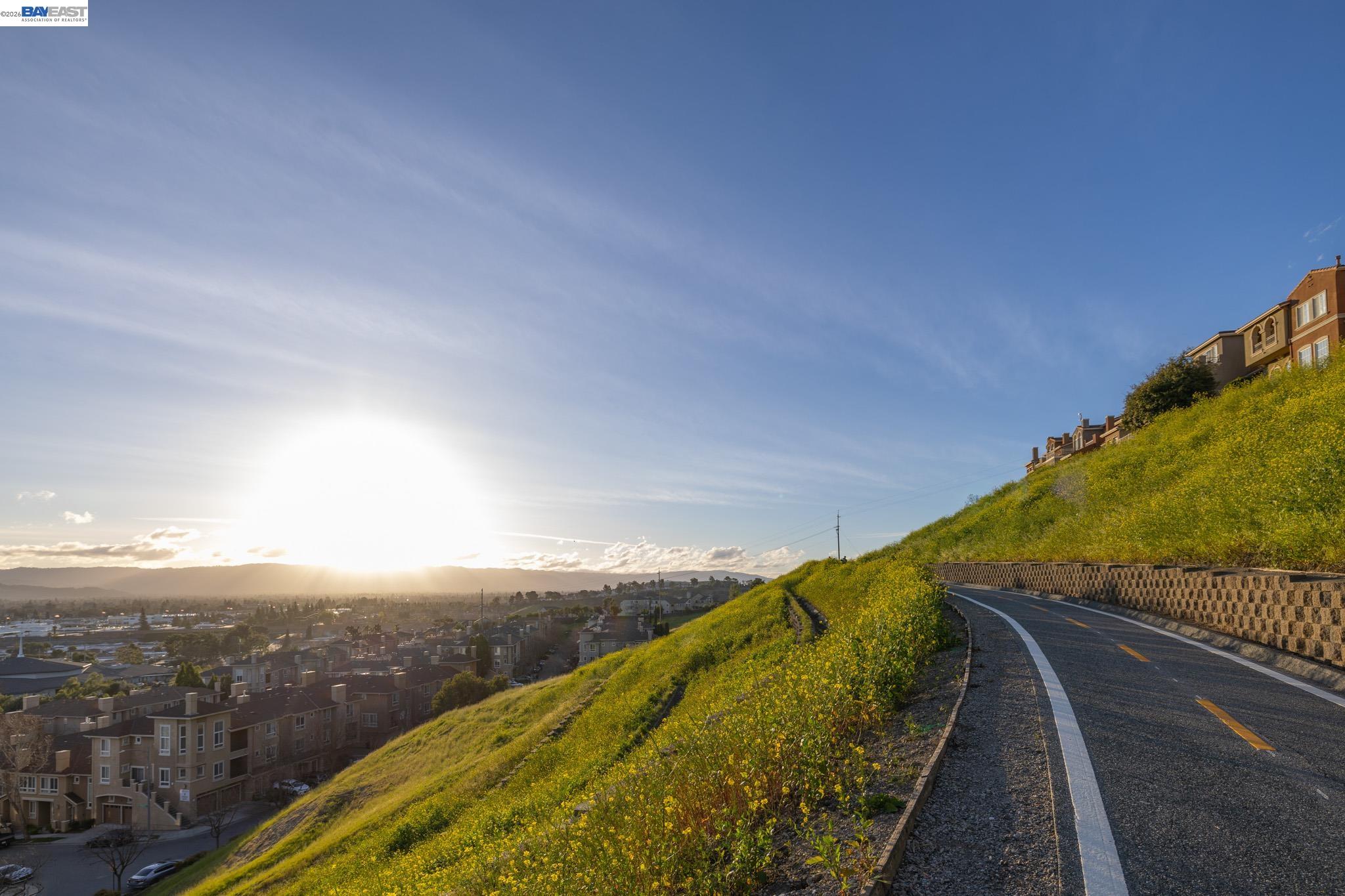 Detail Gallery Image 40 of 47 For 263 Llano De Los Robles Ave #1,  San Jose,  CA 95136 - 3 Beds | 2 Baths