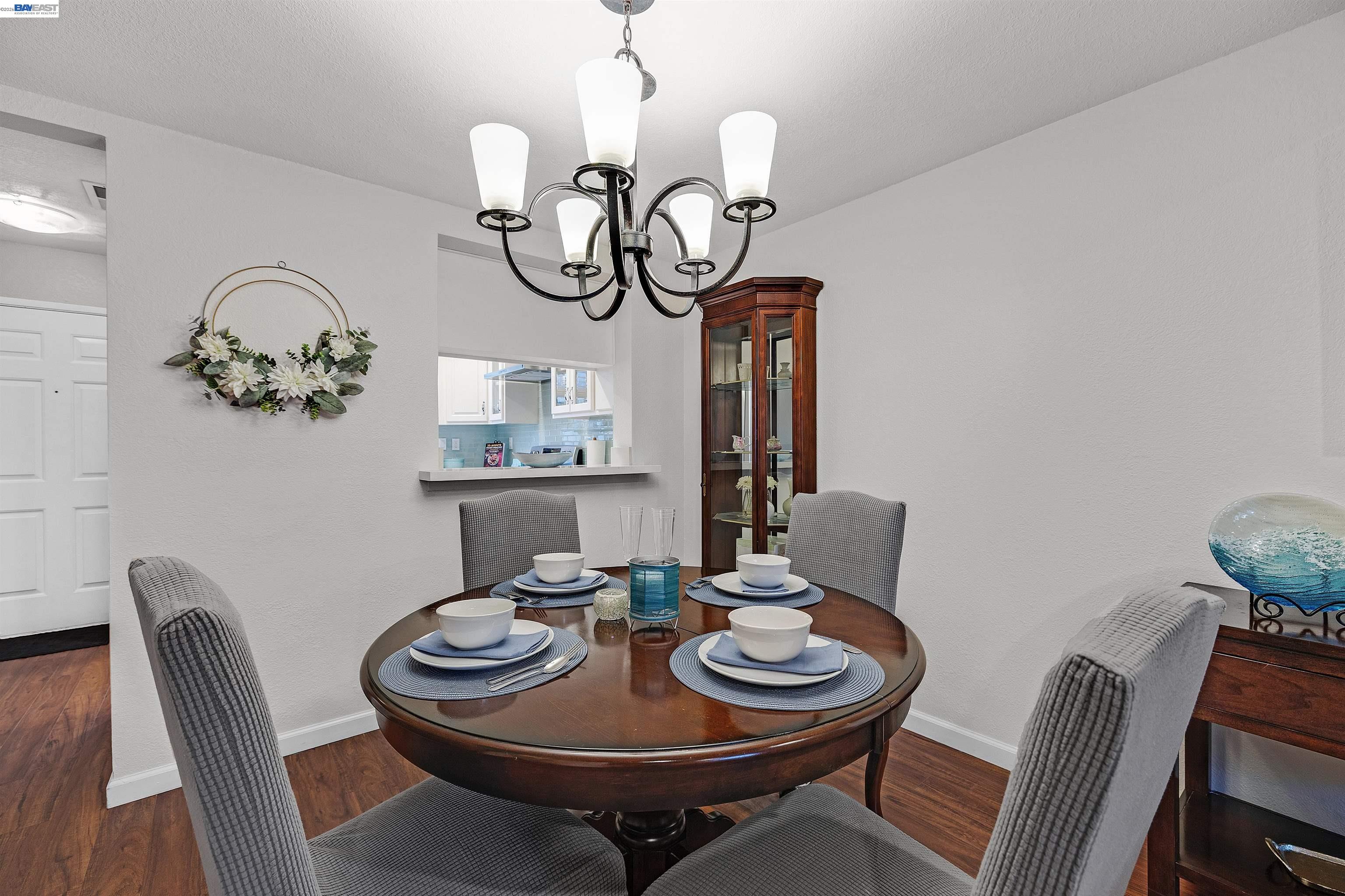 Photo #12: 41125140 Listing: Photo #12