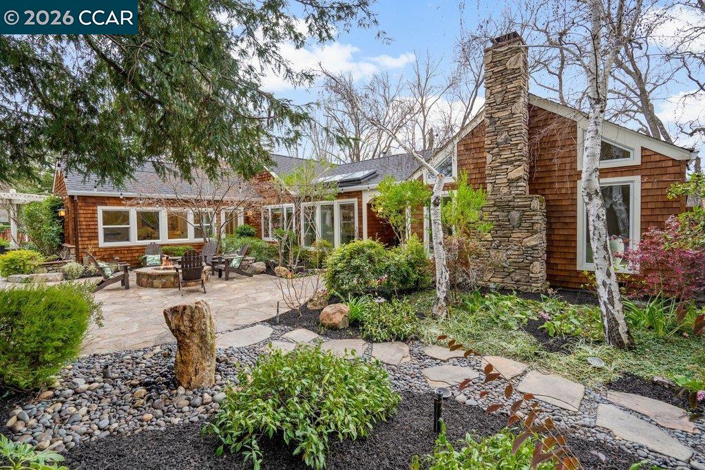 Detail Gallery Image 2 of 60 For 22 Calle Del Casarillo, Diablo,  CA 94528 - 6 Beds | 6 Baths