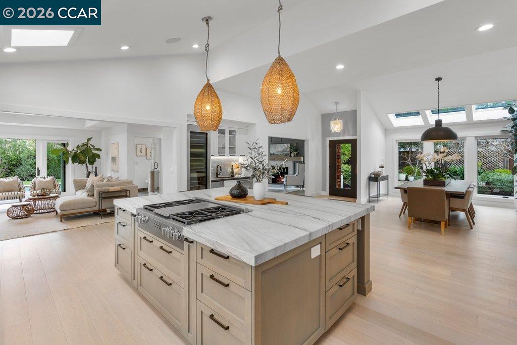 Detail Gallery Image 19 of 60 For 22 Calle Del Casarillo, Diablo,  CA 94528 - 6 Beds | 6 Baths