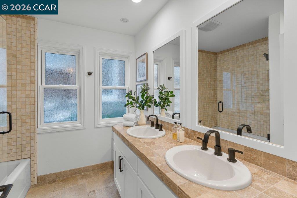 Detail Gallery Image 28 of 60 For 22 Calle Del Casarillo, Diablo,  CA 94528 - 6 Beds | 6 Baths