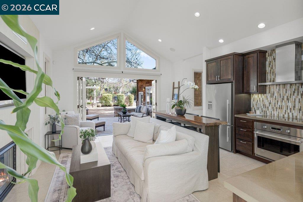 Detail Gallery Image 35 of 60 For 22 Calle Del Casarillo, Diablo,  CA 94528 - 6 Beds | 6 Baths