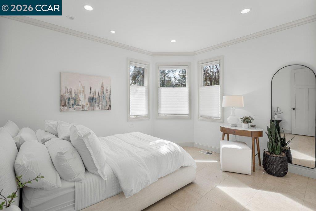 Detail Gallery Image 39 of 60 For 22 Calle Del Casarillo, Diablo,  CA 94528 - 6 Beds | 6 Baths