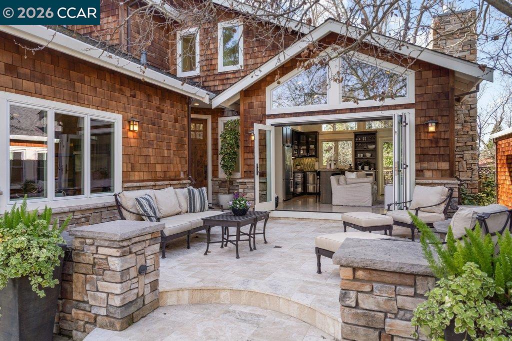 Detail Gallery Image 6 of 60 For 22 Calle Del Casarillo, Diablo,  CA 94528 - 6 Beds | 6 Baths