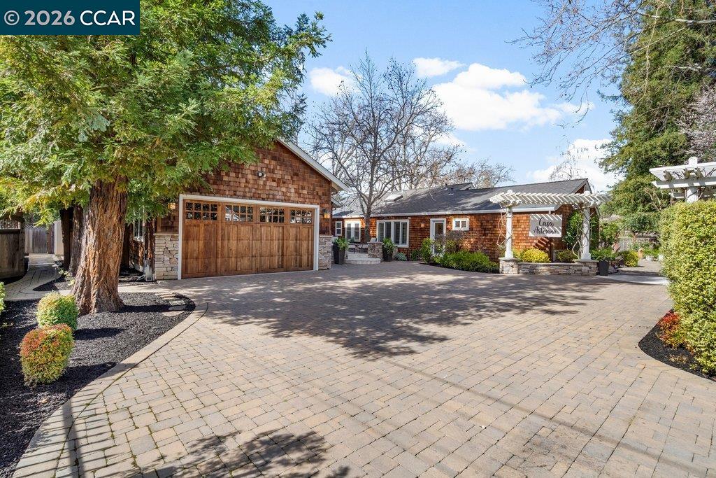 Detail Gallery Image 10 of 60 For 22 Calle Del Casarillo, Diablo,  CA 94528 - 6 Beds | 6 Baths