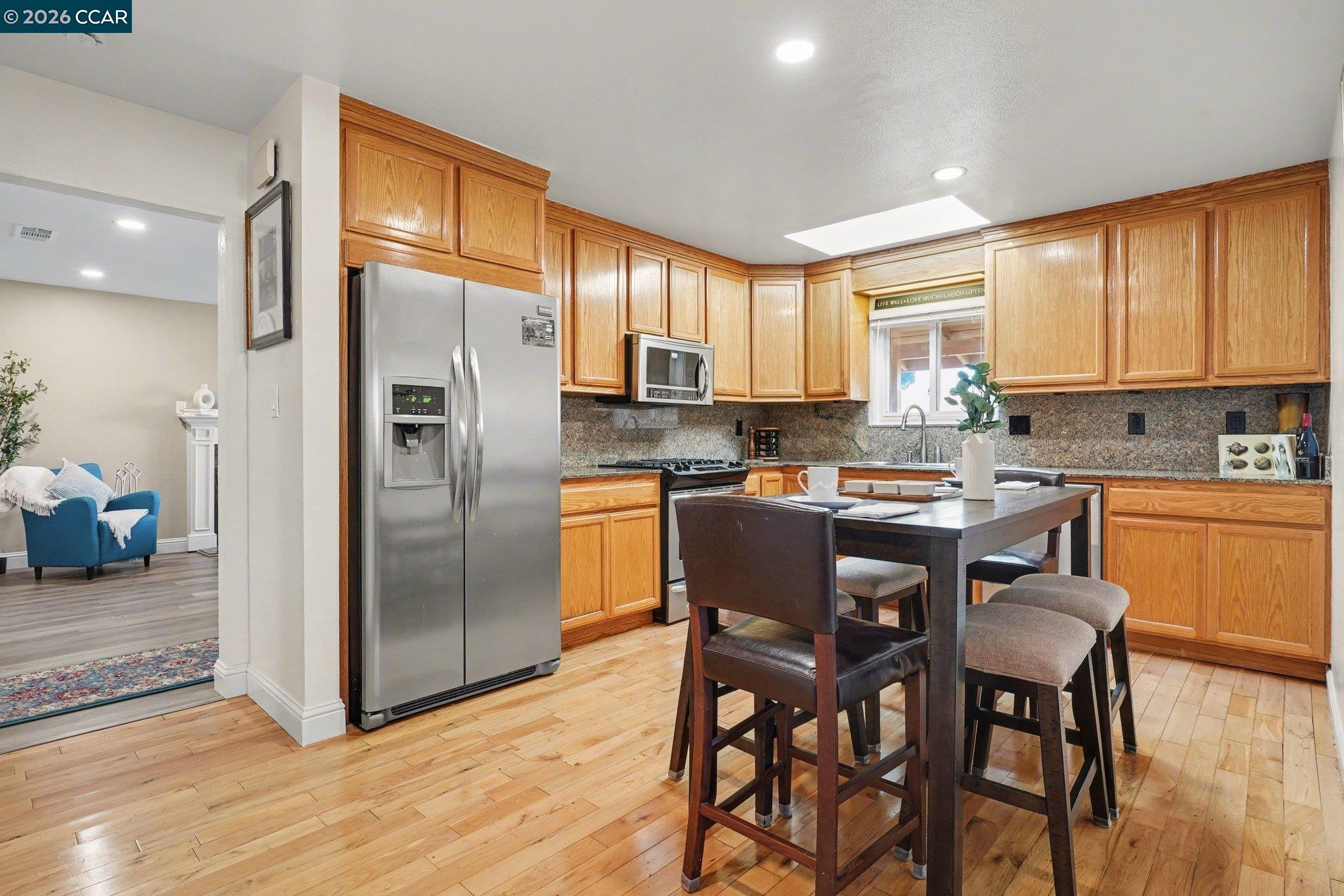 Detail Gallery Image 11 of 32 For 2715 Sargent Ave, San Pablo,  CA 94806 - 3 Beds | 1/1 Baths