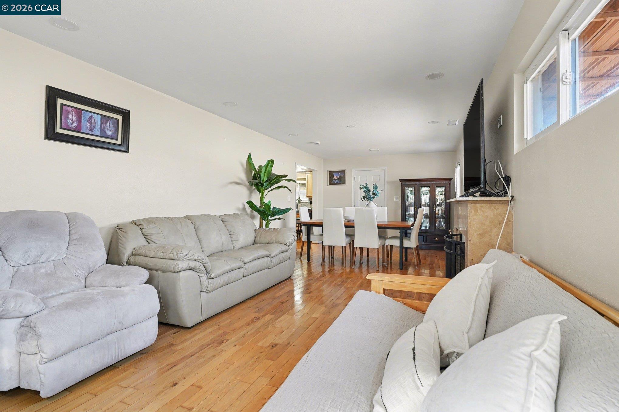 Detail Gallery Image 15 of 32 For 2715 Sargent Ave, San Pablo,  CA 94806 - 3 Beds | 1/1 Baths