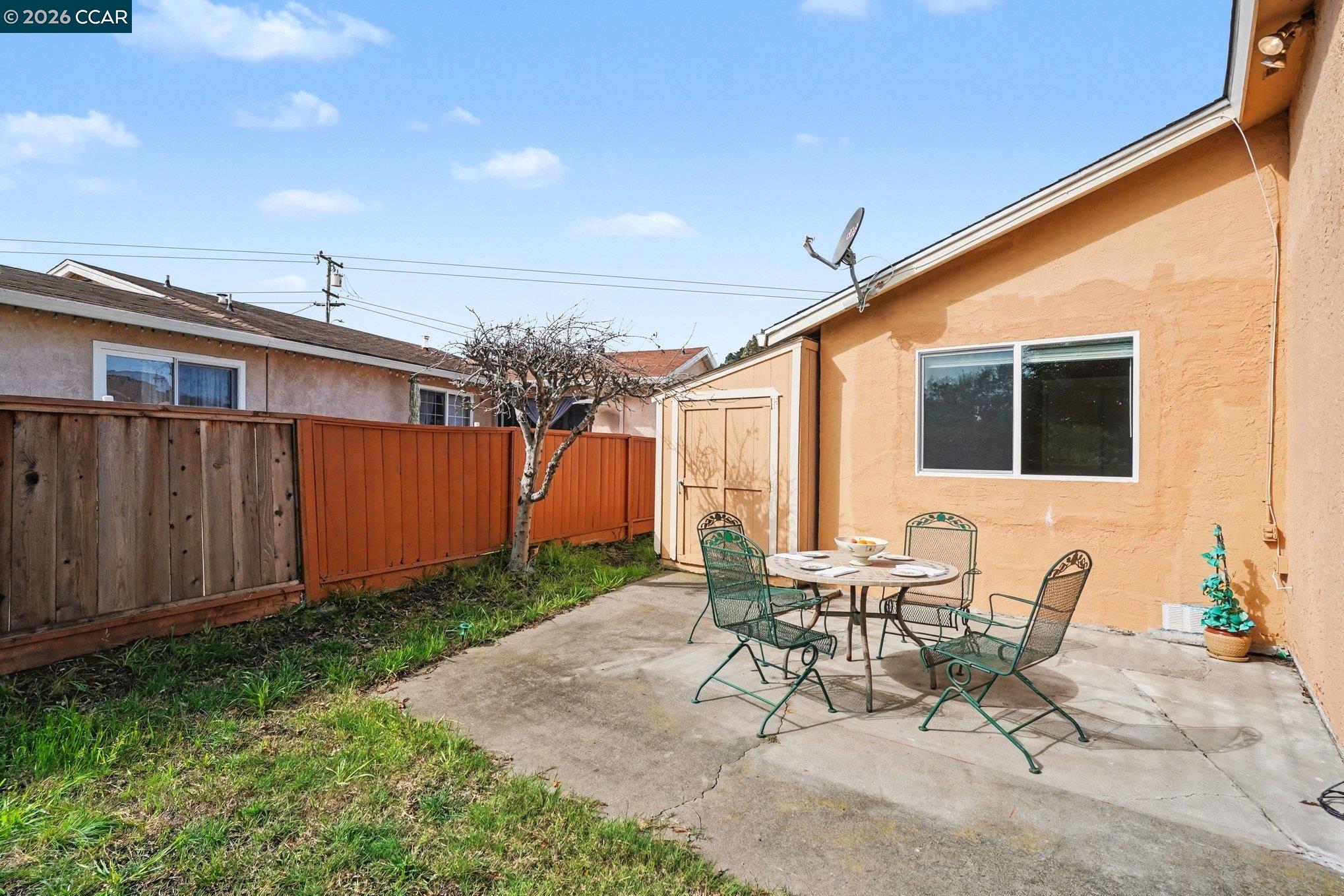 Detail Gallery Image 29 of 32 For 2715 Sargent Ave, San Pablo,  CA 94806 - 3 Beds | 1/1 Baths