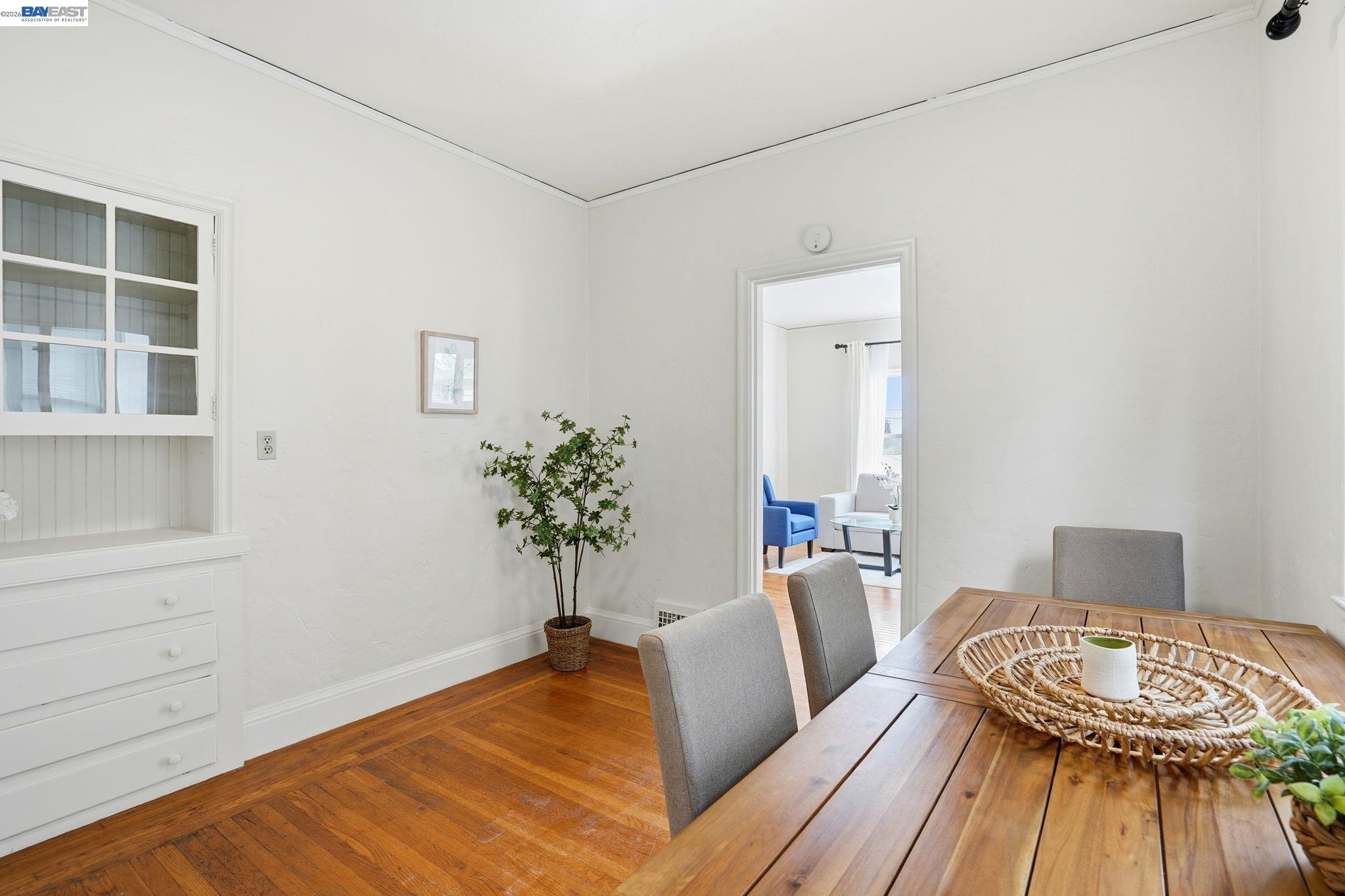 Detail Gallery Image 22 of 36 For 1424 Hampel St, Oakland,  CA 94602 - – Beds | – Baths