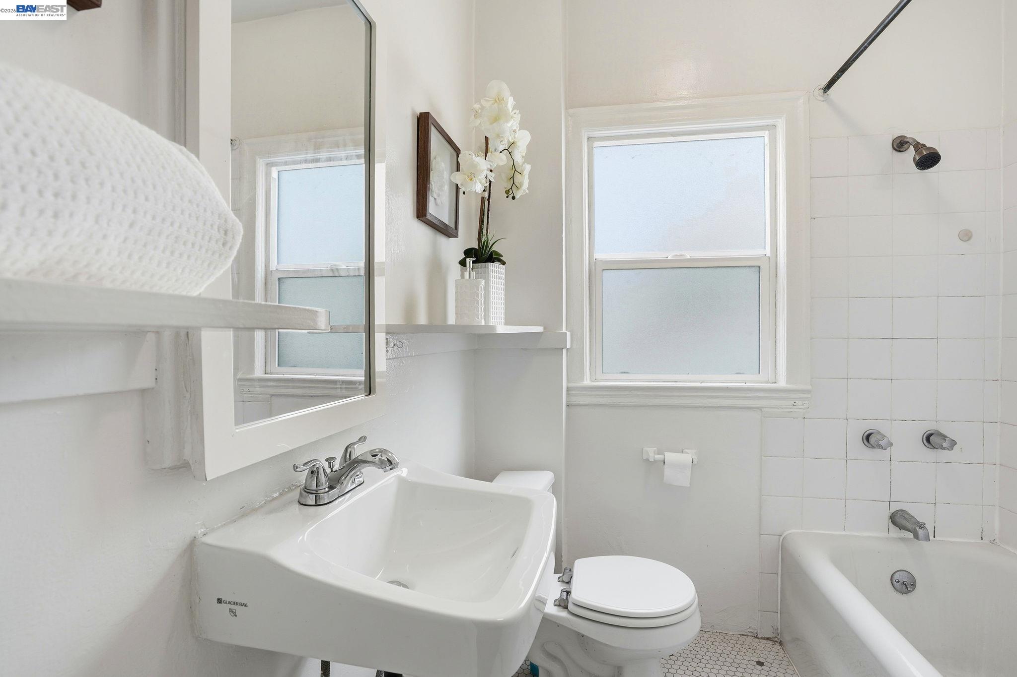 Detail Gallery Image 28 of 36 For 1424 Hampel St, Oakland,  CA 94602 - – Beds | – Baths