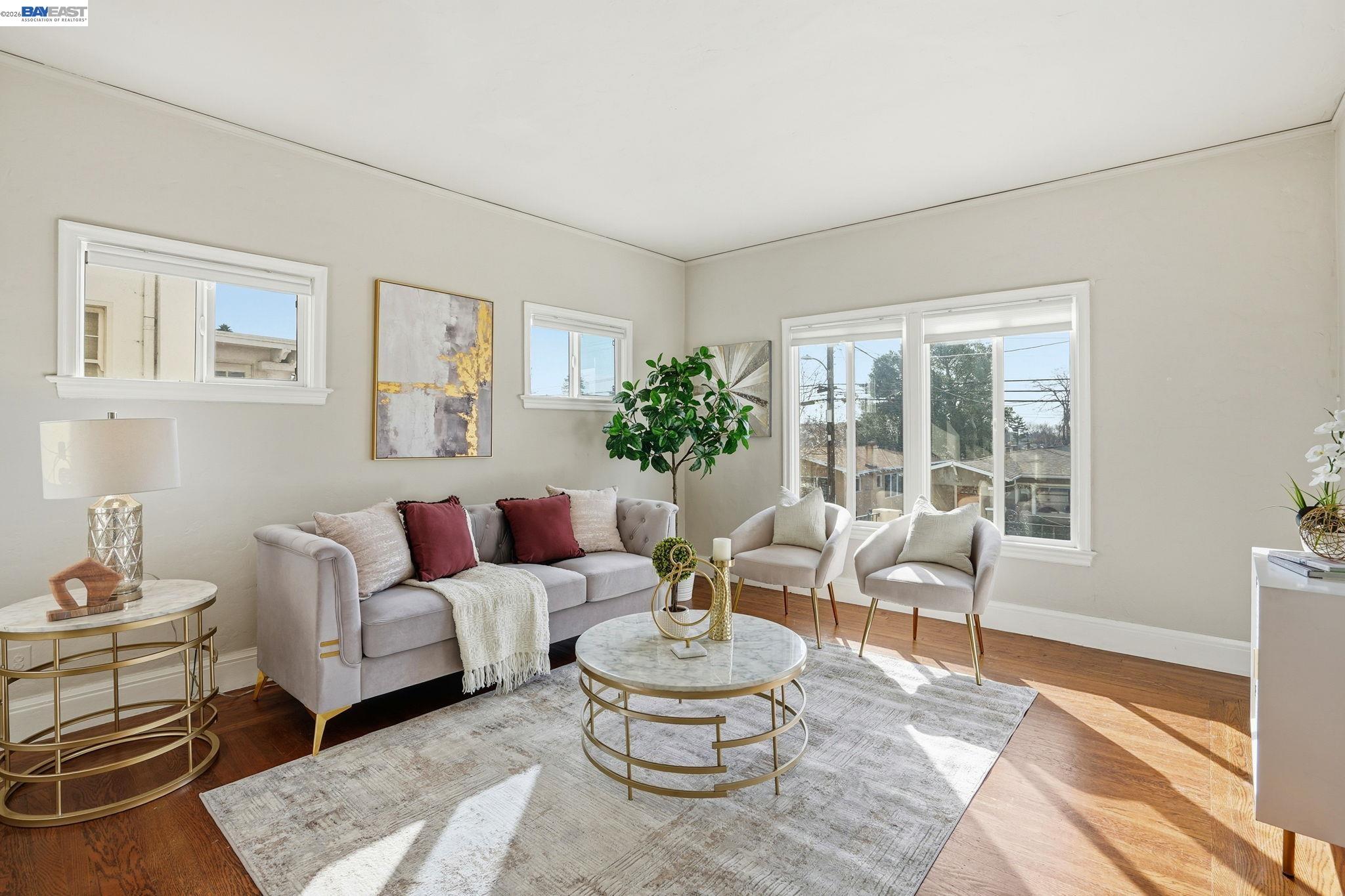 Detail Gallery Image 5 of 36 For 1424 Hampel St, Oakland,  CA 94602 - – Beds | – Baths