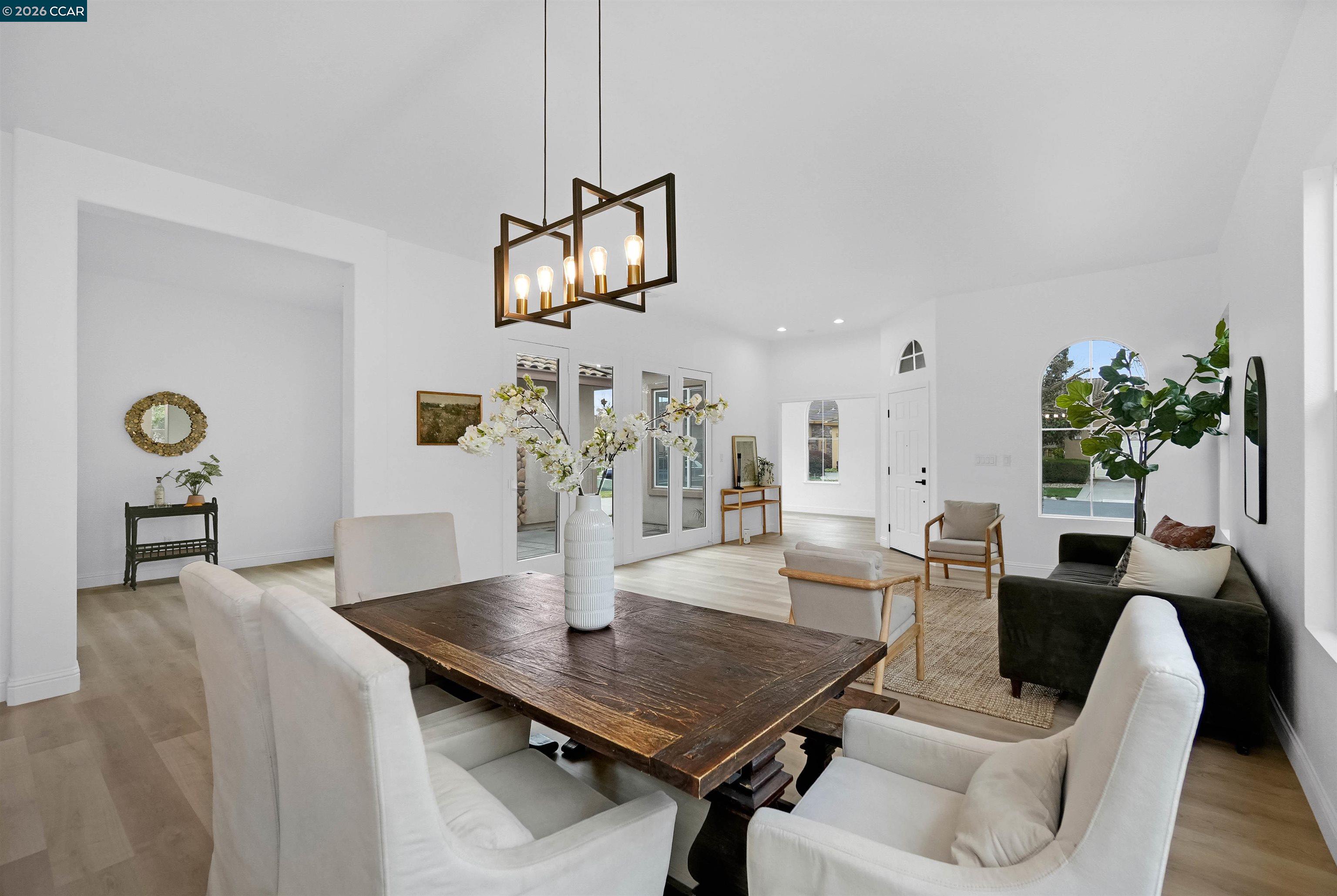 Detail Gallery Image 17 of 60 For 175 Oakridge Way, Rio Vista,  CA 94571 - 3 Beds | 2/1 Baths