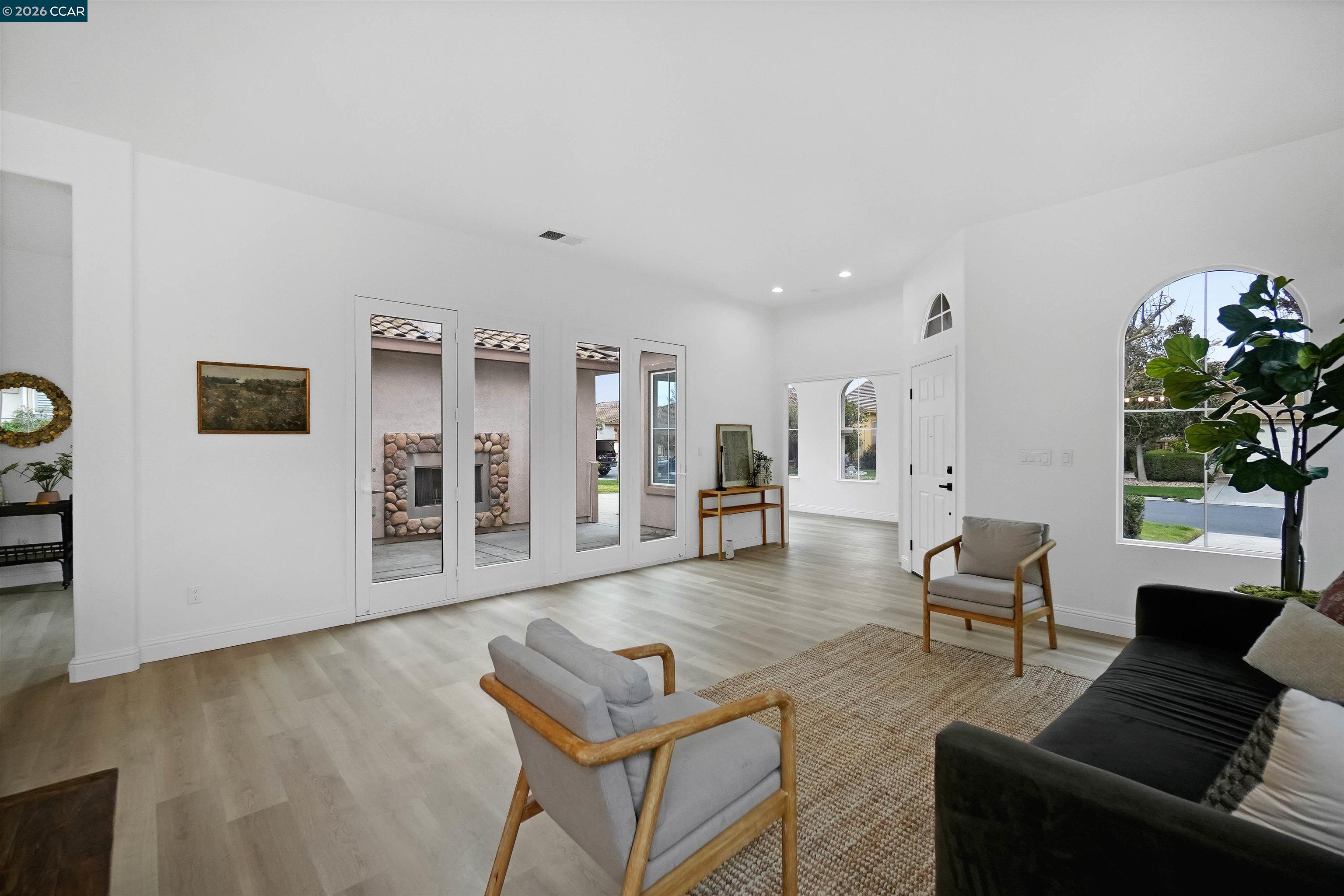 Detail Gallery Image 18 of 60 For 175 Oakridge Way, Rio Vista,  CA 94571 - 3 Beds | 2/1 Baths