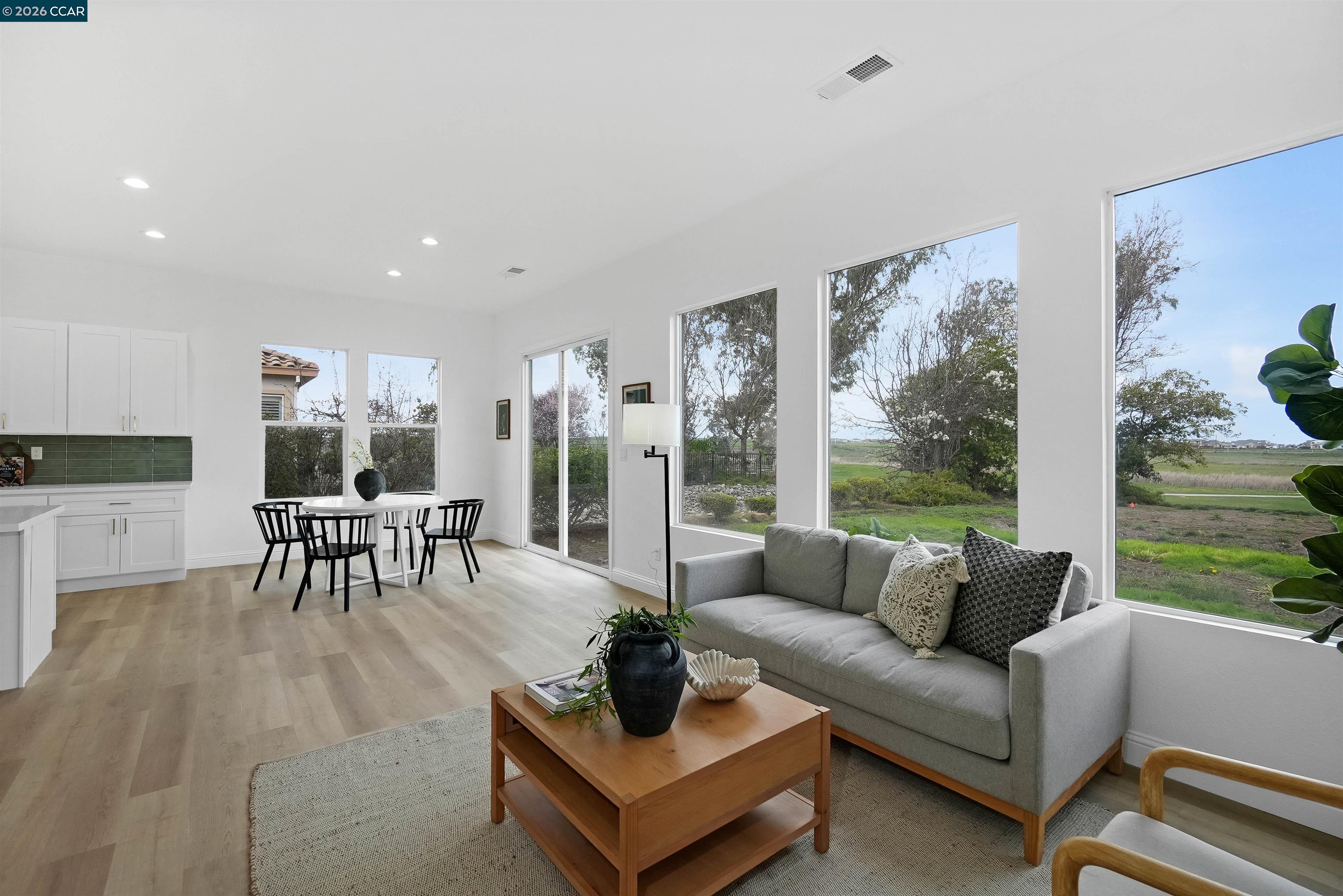 Detail Gallery Image 36 of 60 For 175 Oakridge Way, Rio Vista,  CA 94571 - 3 Beds | 2/1 Baths