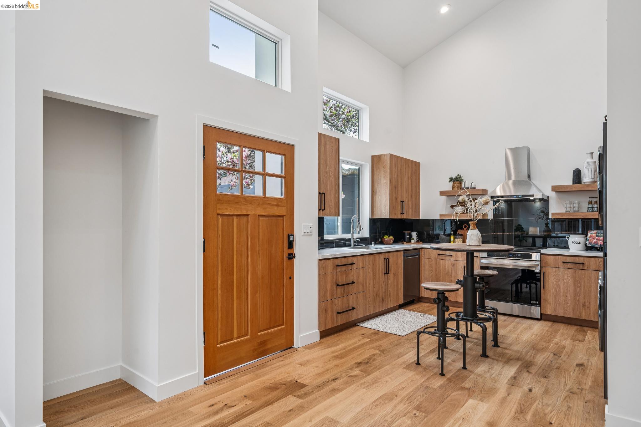 Detail Gallery Image 38 of 47 For 1009 Everett St, El Cerrito,  CA 94530 - 5 Beds | 4 Baths