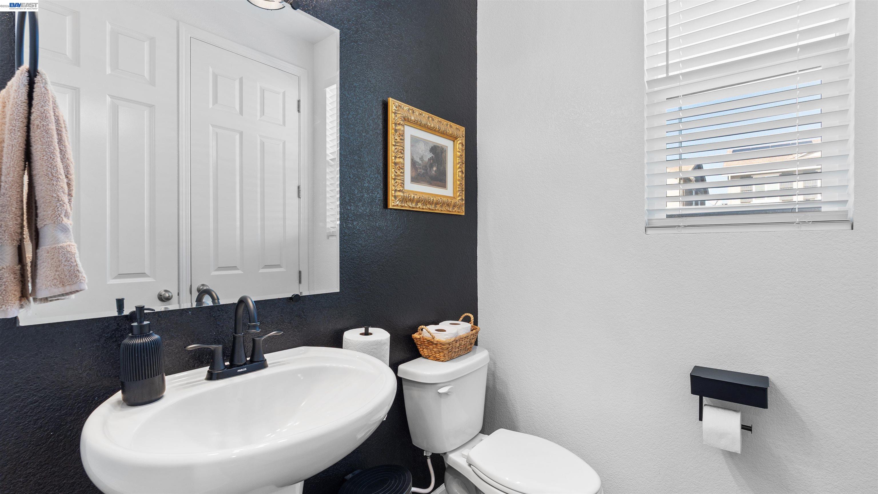 Detail Gallery Image 11 of 34 For 17691 Brandeis Ct, Lathrop,  CA 95330 - 3 Beds | 2/1 Baths