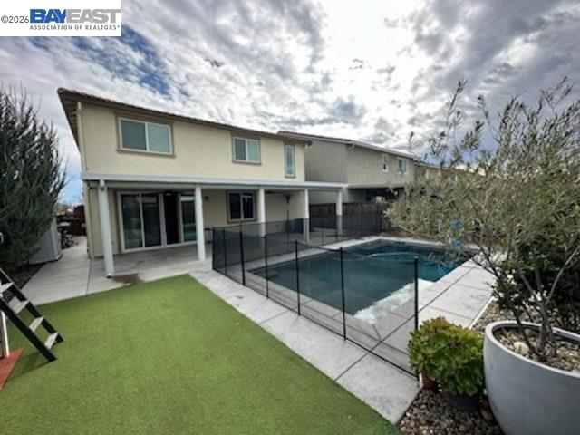 Detail Gallery Image 7 of 9 For 17691 Brandeis Ct, Lathrop,  CA 95330 - 3 Beds | 2/1 Baths