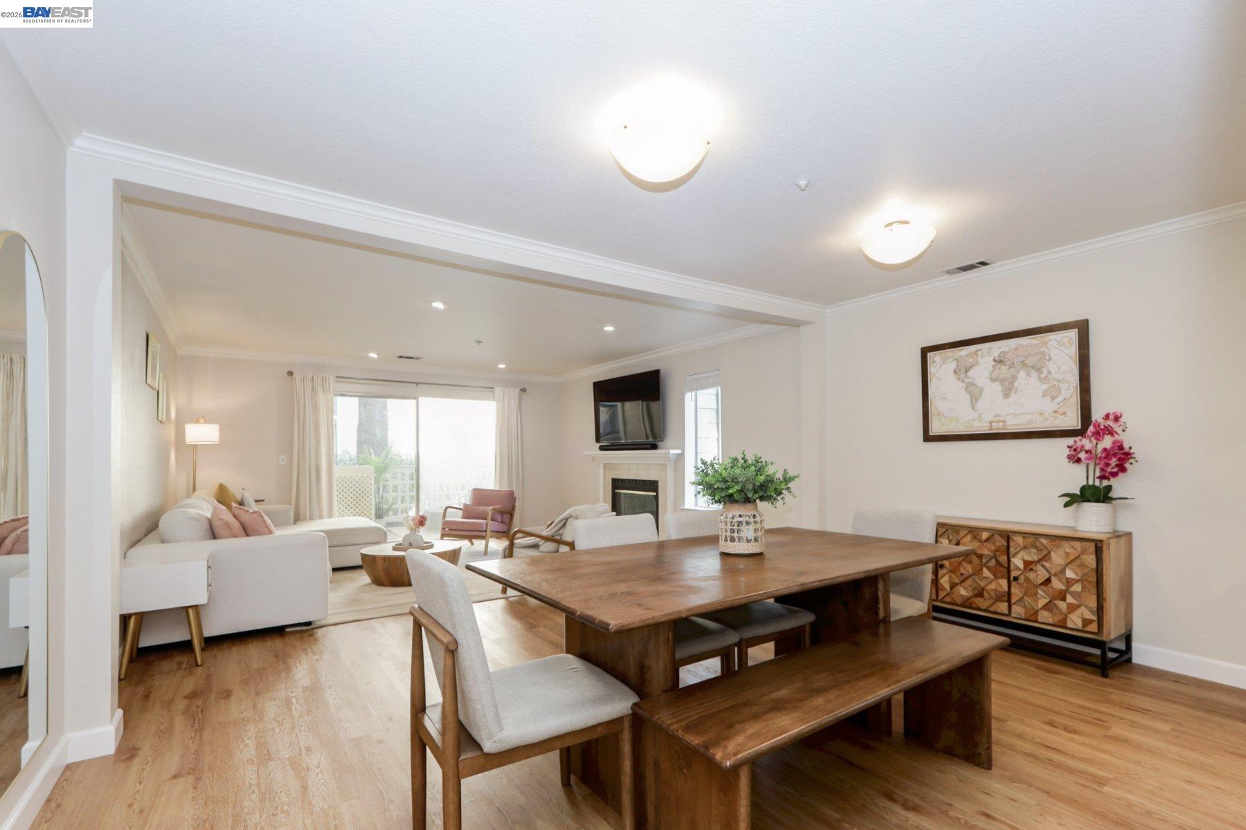 Photo #2: 41125162 Listing: Photo #2