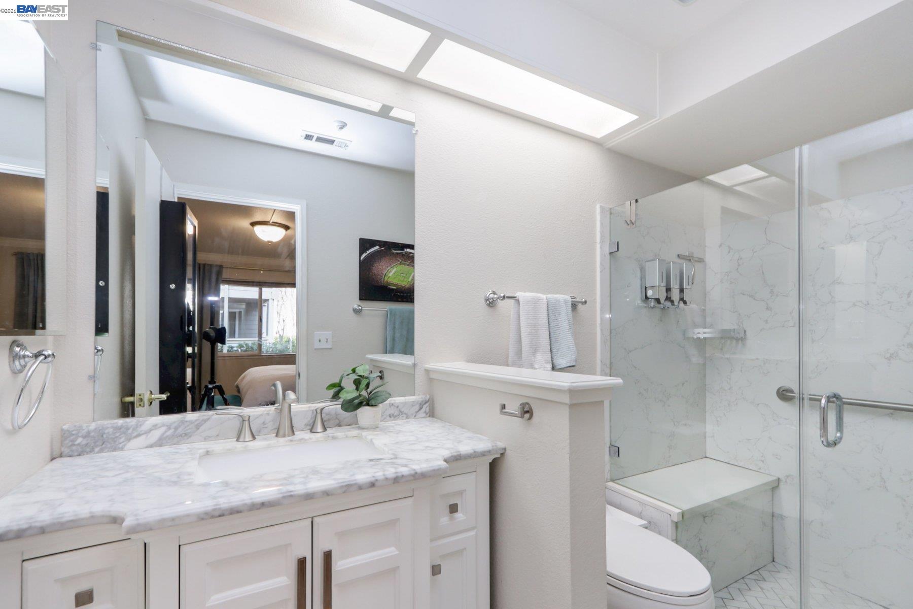 Detail Gallery Image 12 of 21 For 2627 Oak Rd a,  Walnut Creek,  CA 94597 - 2 Beds | 2 Baths