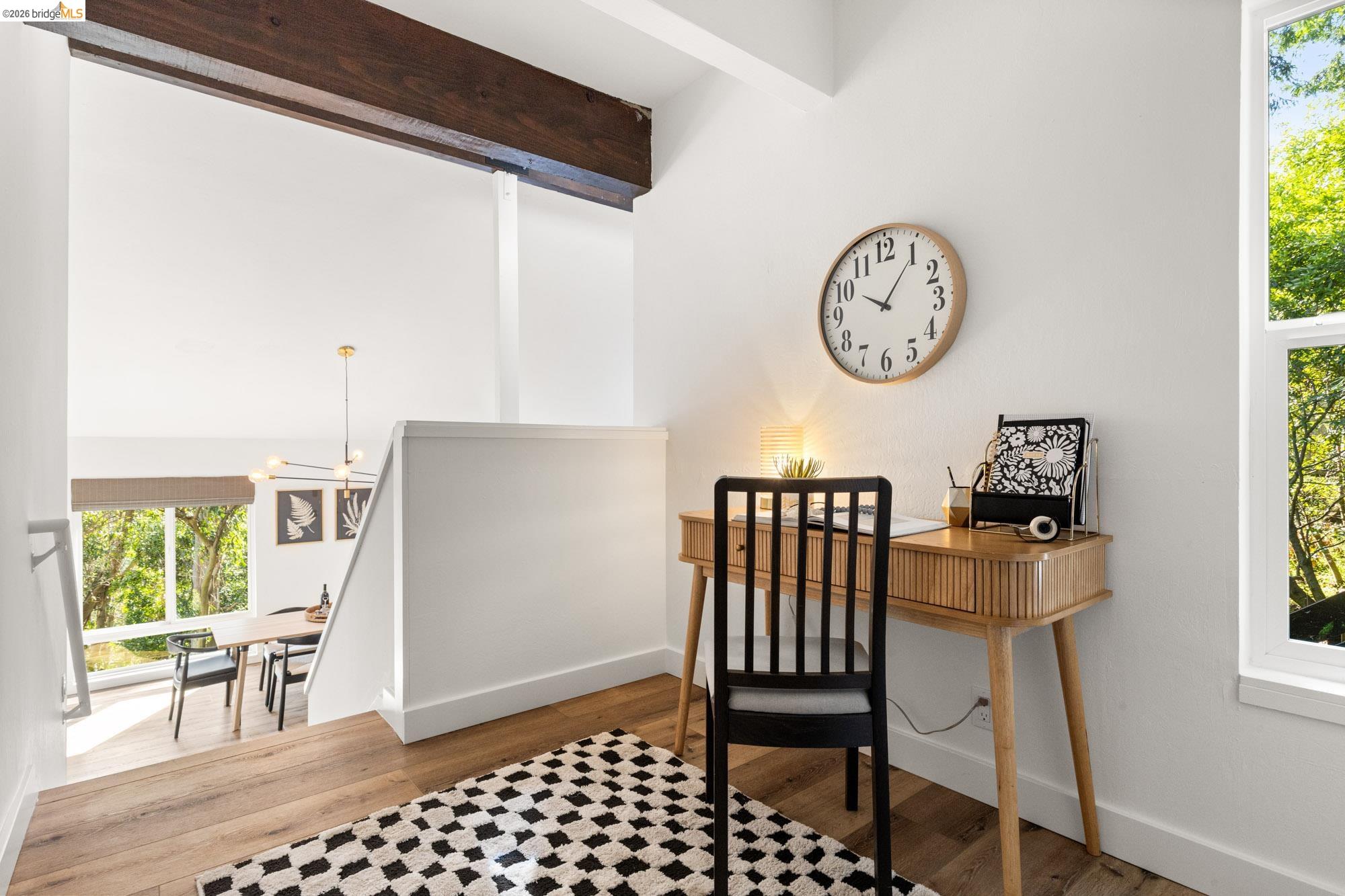 Detail Gallery Image 24 of 47 For 6931 Pinehaven Rd, Oakland,  CA 94611 - 4 Beds | 2/2 Baths