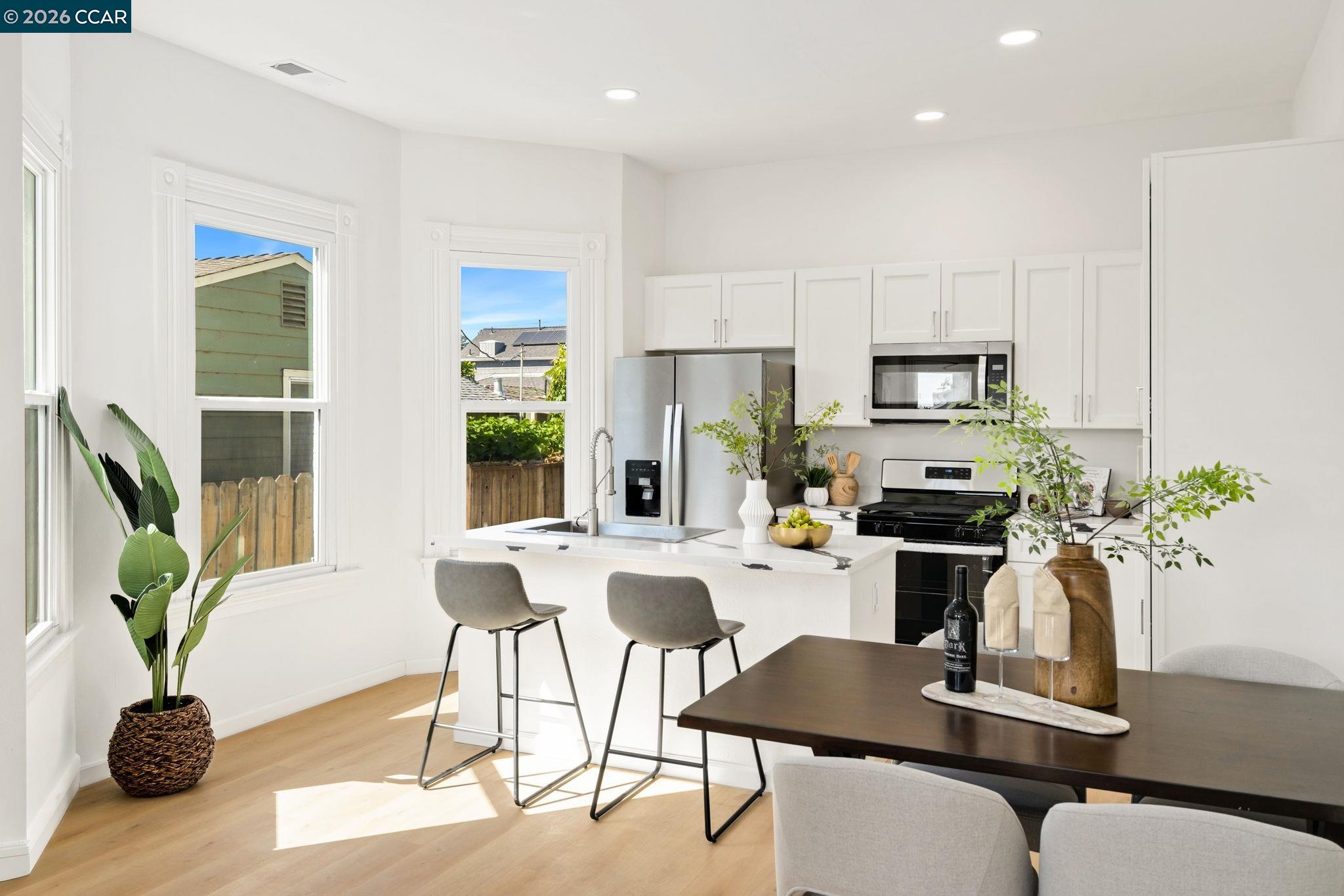 Detail Gallery Image 14 of 54 For 317 Glenn St, Vallejo,  CA 94590 - 3 Beds | 2 Baths