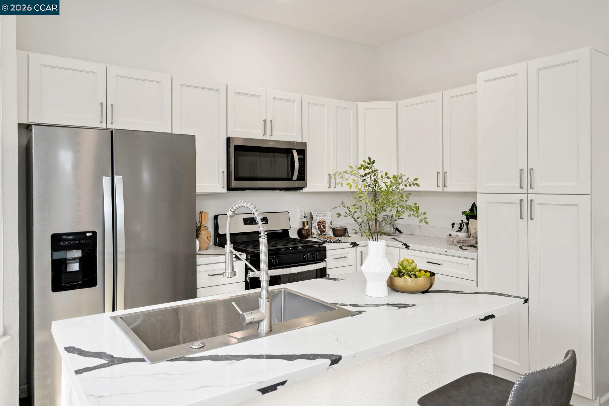 Detail Gallery Image 16 of 54 For 317 Glenn St, Vallejo,  CA 94590 - 3 Beds | 2 Baths