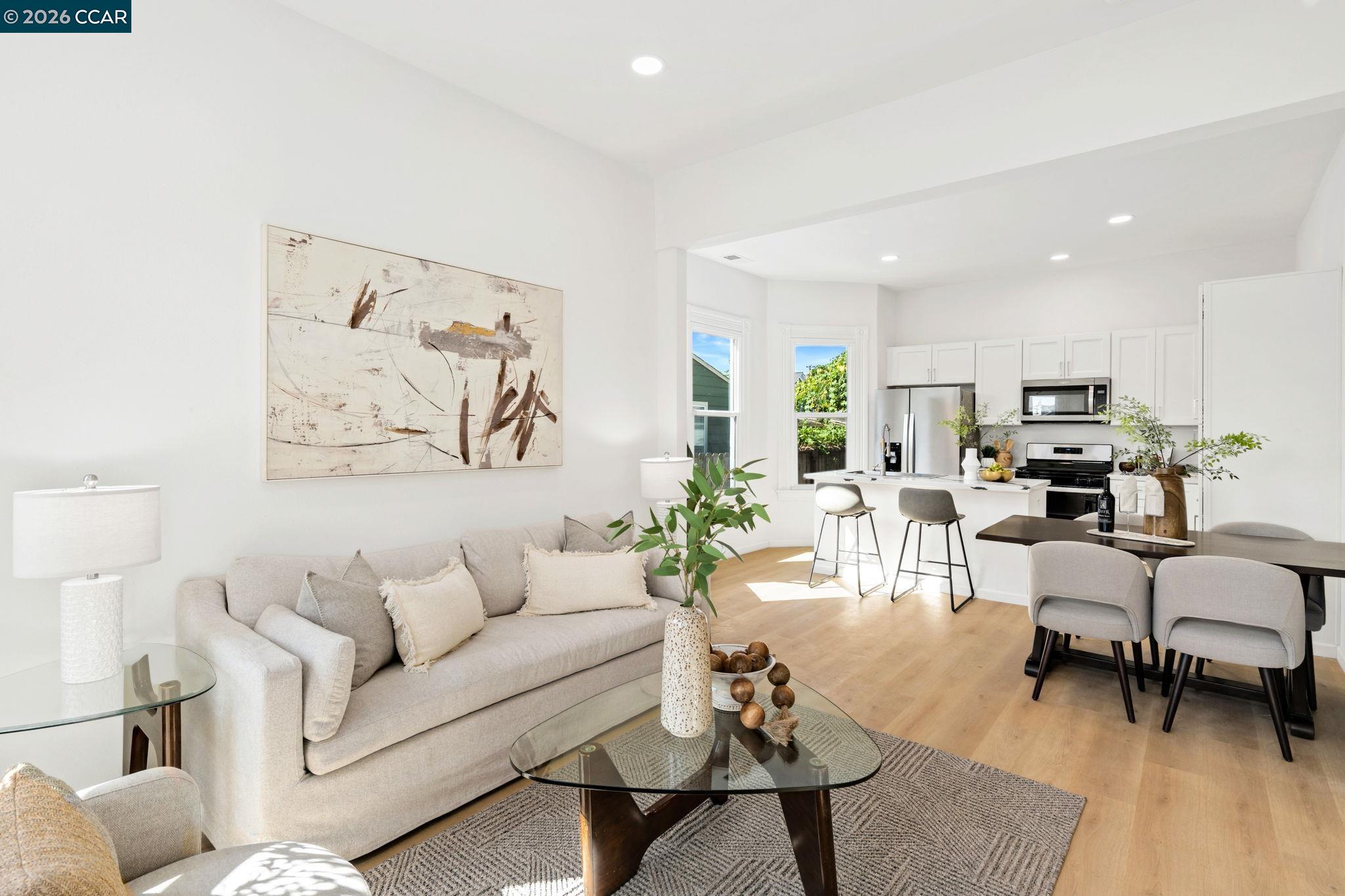 Detail Gallery Image 9 of 54 For 317 Glenn St, Vallejo,  CA 94590 - 3 Beds | 2 Baths