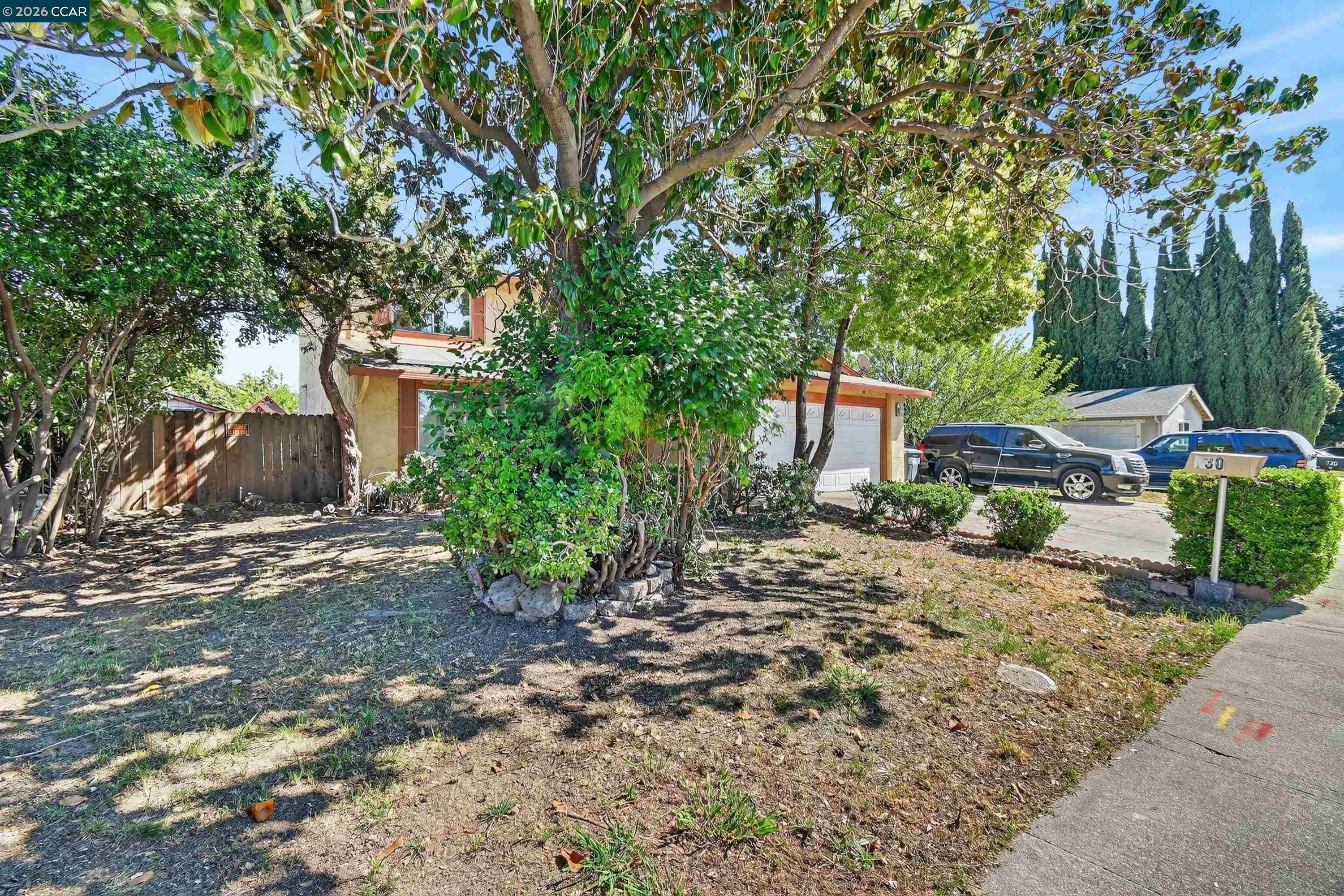 Detail Gallery Image 2 of 40 For 730 Stratford Avenue, Dixon,  CA 95620 - 4 Beds | 2/1 Baths