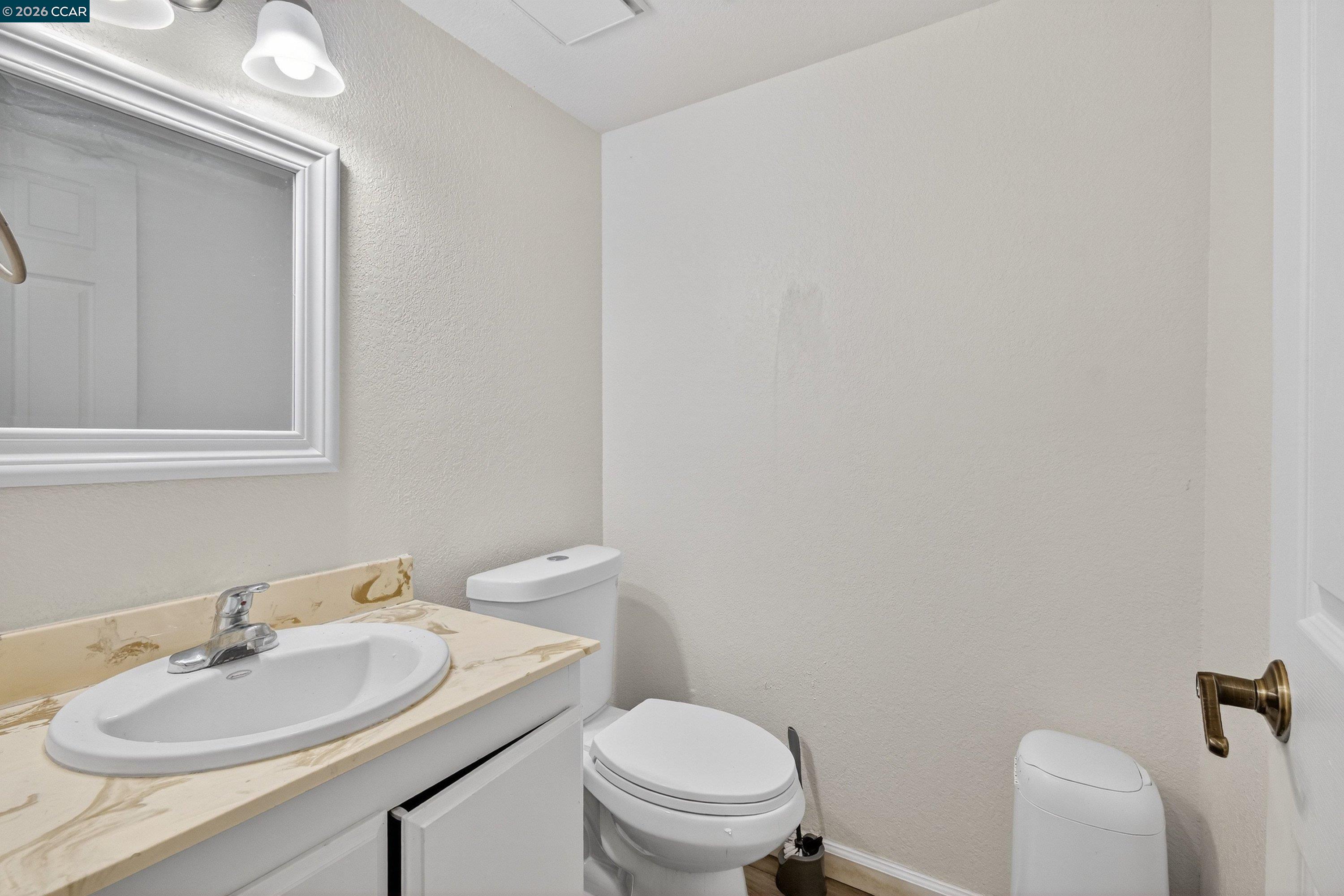 Detail Gallery Image 18 of 40 For 730 Stratford Avenue, Dixon,  CA 95620 - 4 Beds | 2/1 Baths